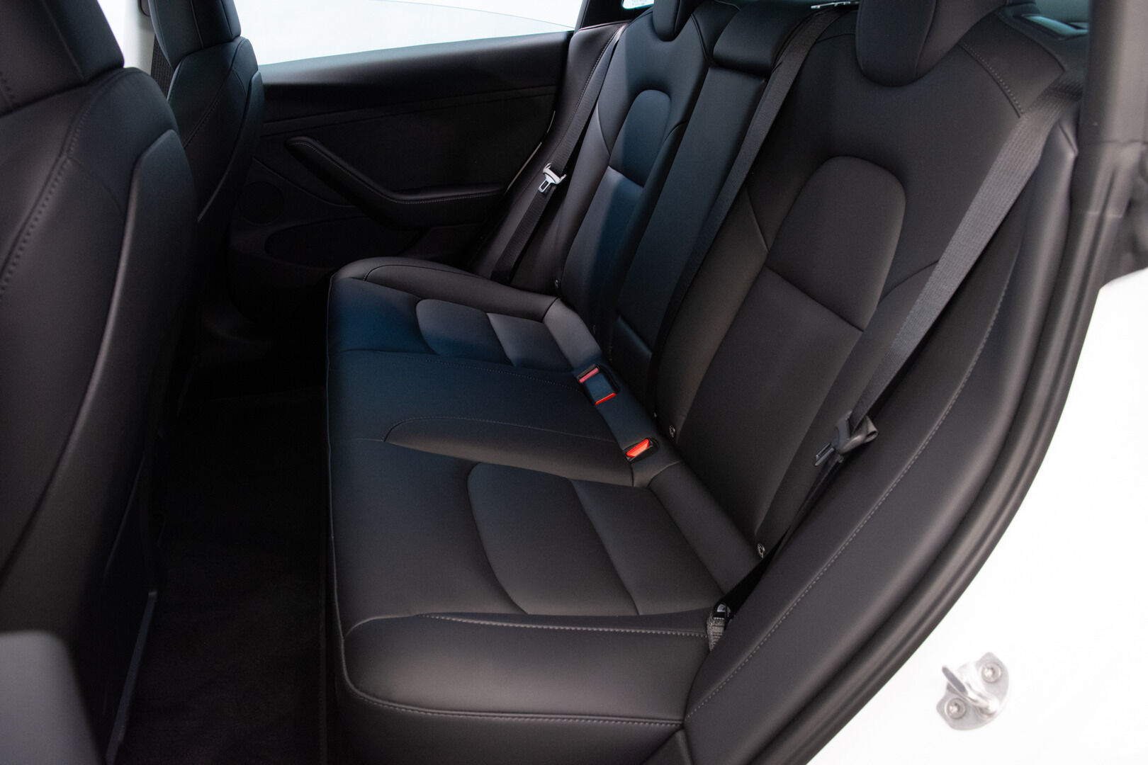 Tesla Model 3 2021 Long Range Dual Motor AWD - | Lasikatto | Lämpöpumppu | ACC | Matrix | P-Kamera | Premium Speakers | Navi | Matrix LED | Kahdet renkaat vanteineen 