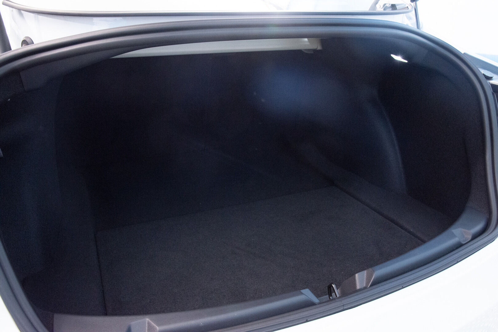 Tesla Model 3 2021 Long Range Dual Motor AWD - | Lasikatto | Lämpöpumppu | ACC | Matrix | P-Kamera | Premium Speakers | Navi | Matrix LED | Kahdet renkaat vanteineen 