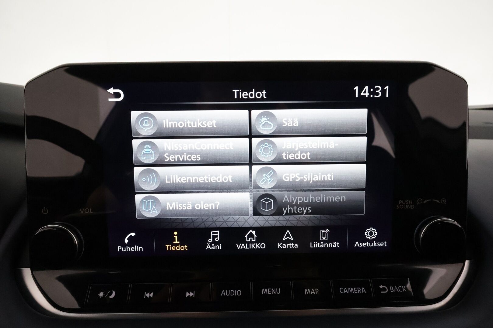 Nissan Qashqai 2022 MHEV 158 Xtronic 2WD Tekna+ **Adapt.vakkari / Sähköpenkki / 360.kamera / Digimittaristo / KeylessGo / Puolinahat** - 1.Om Suomi-auto / Kahdet renkaat aluvanteilla / Merkkihuollettu / Sähköluukku / Navi / LED