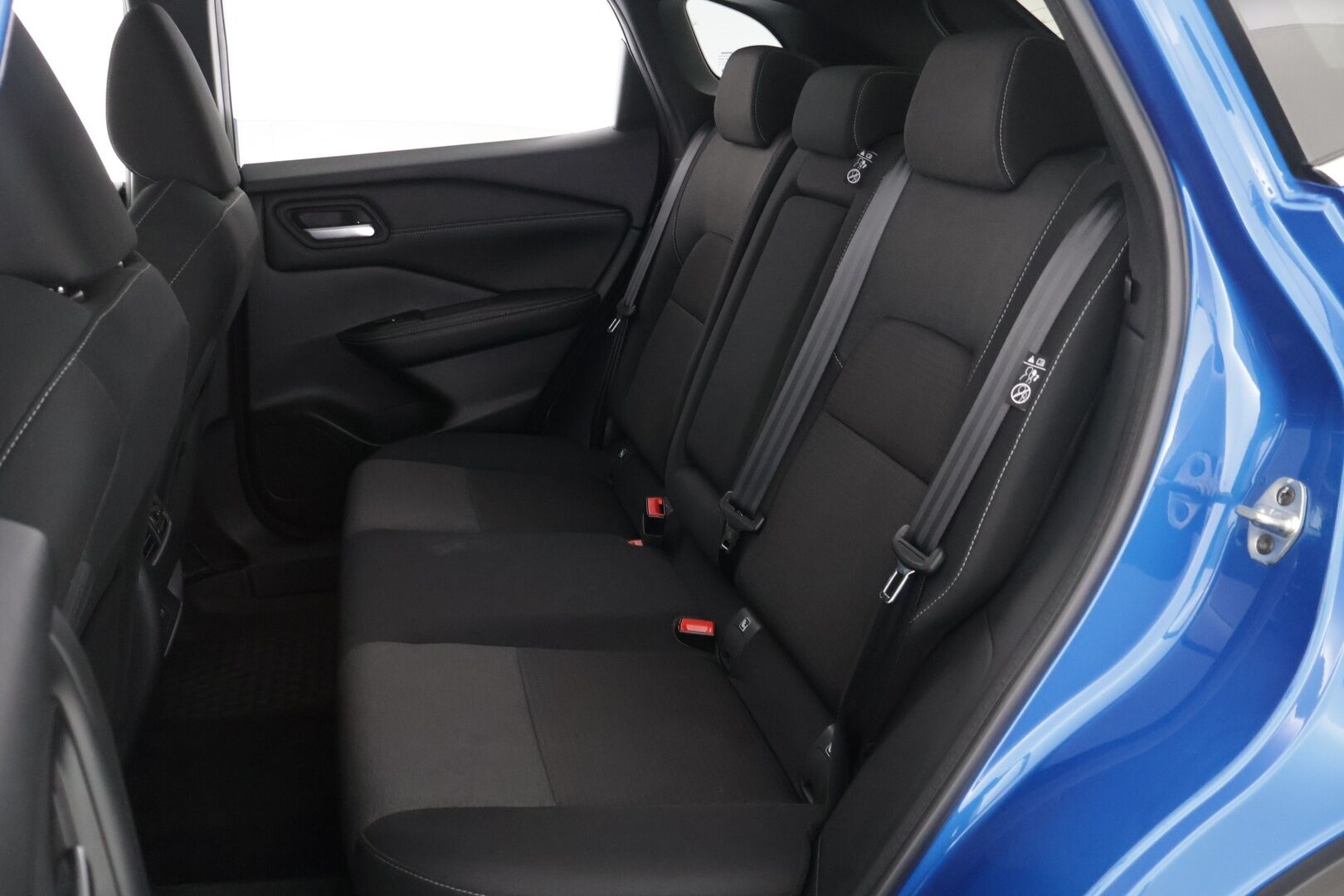 Nissan Qashqai 2022 MHEV 158 Xtronic 2WD N-Connecta ProPilot pack */ HUD/ Adapt.vakkari/ 360-kamera/ Lämmitettävä tuulilasi/ Lohko - *Todella kattavasti varusteltu / Hieno Suomiauto / Hyvin pidetty!*
