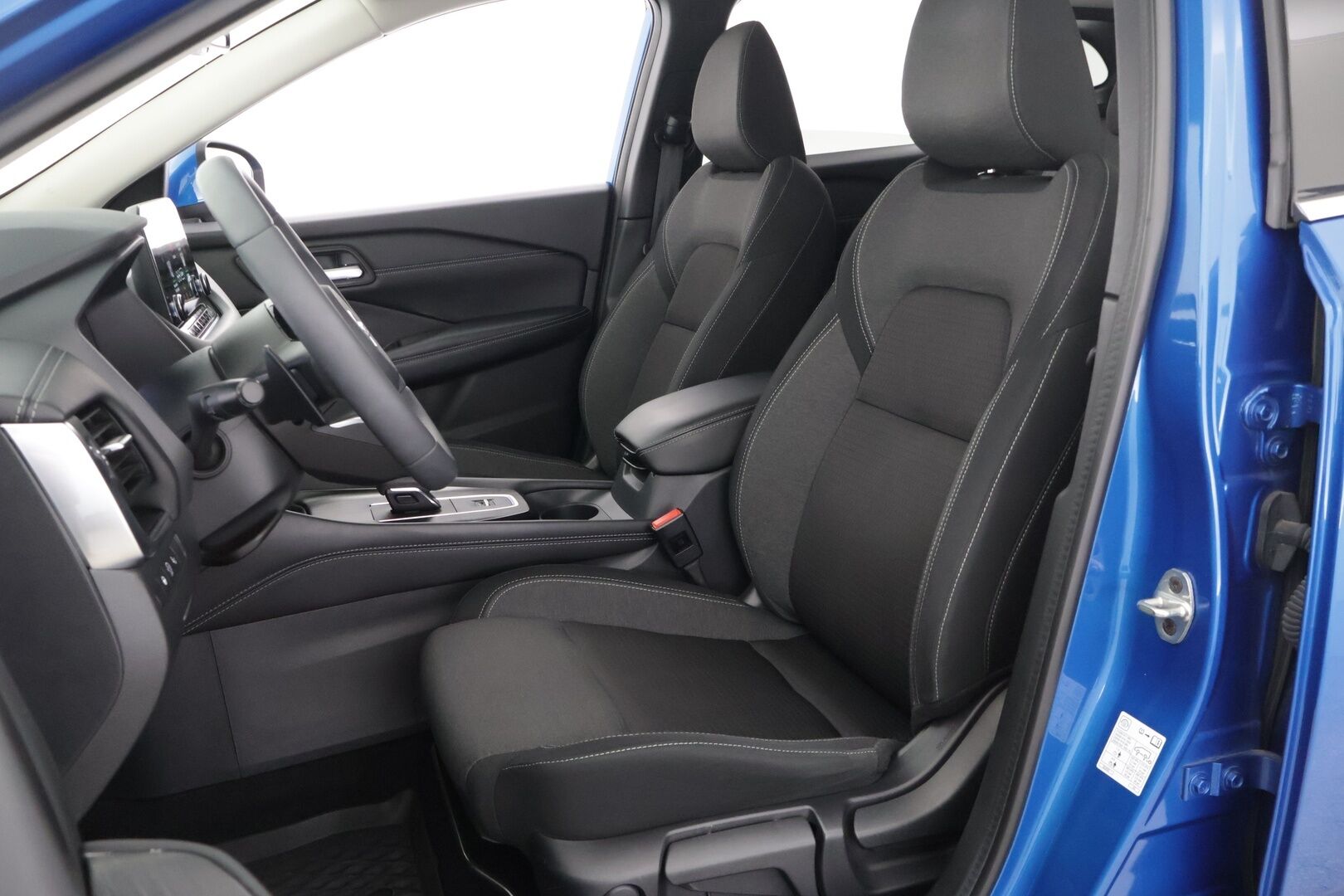 Nissan Qashqai 2022 MHEV 158 Xtronic 2WD N-Connecta ProPilot pack */ HUD/ Adapt.vakkari/ 360-kamera/ Lämmitettävä tuulilasi/ Lohko - *Todella kattavasti varusteltu / Hieno Suomiauto / Hyvin pidetty!*
