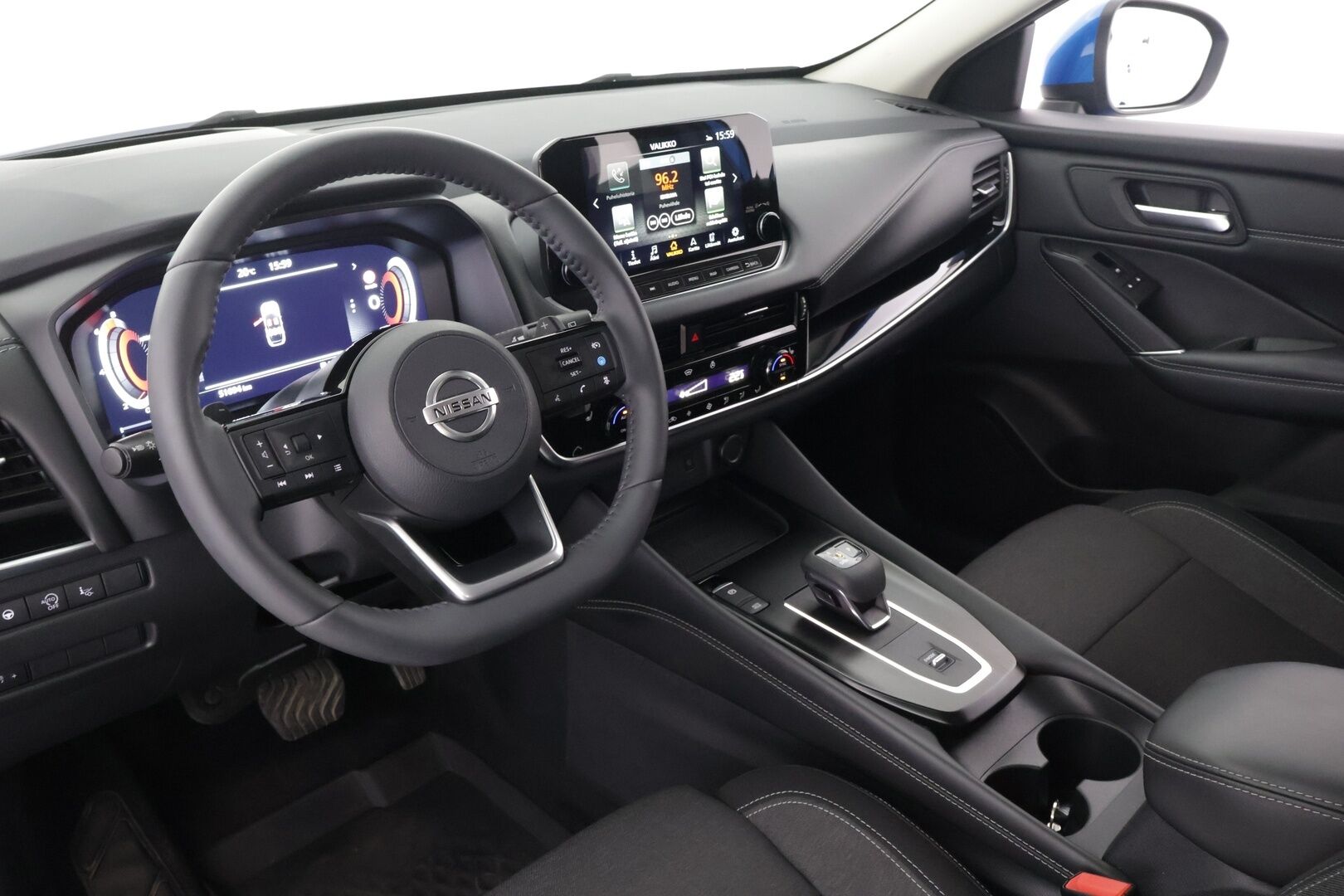 Nissan Qashqai 2022 MHEV 158 Xtronic 2WD N-Connecta ProPilot pack */ HUD/ Adapt.vakkari/ 360-kamera/ Lämmitettävä tuulilasi/ Lohko - *Todella kattavasti varusteltu / Hieno Suomiauto / Hyvin pidetty!*
