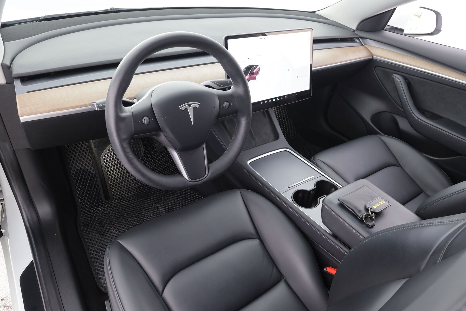TESLA MODEL 3 2021 Long Range - | ILP | Lasikatto | ACC | Matrix-LED | P.kamera | Muistipenkki | Premium Audio | Navi | Kaistavahti | Keyless | 2x Latauskaapelit | Kahdet renkaat |