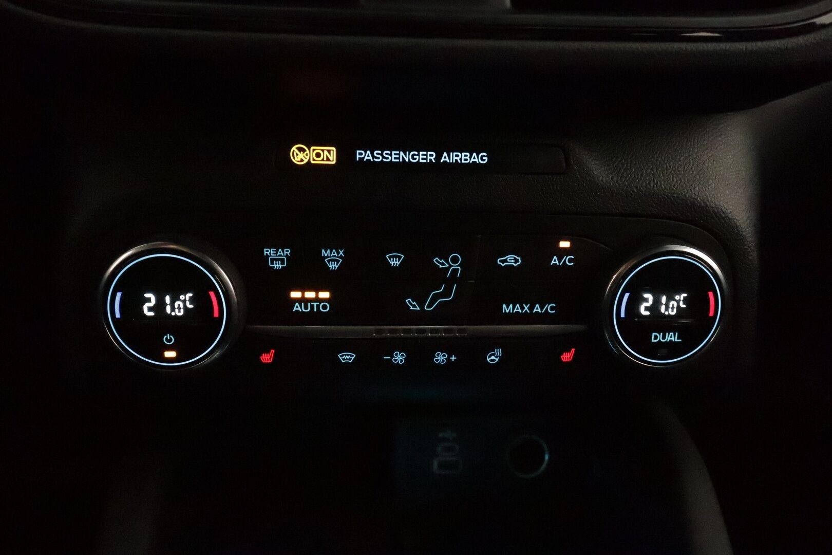 Ford Kuga 2022 2,5 Hybrid (HEV) 190hv CVT AWD ST-Line X **Koukku / Adapt.Vakkari / LED / P.kamera / Bang&Olufsen / Navi / Keyless** - 1-om Suomi-auto / Kahdet Renkaat