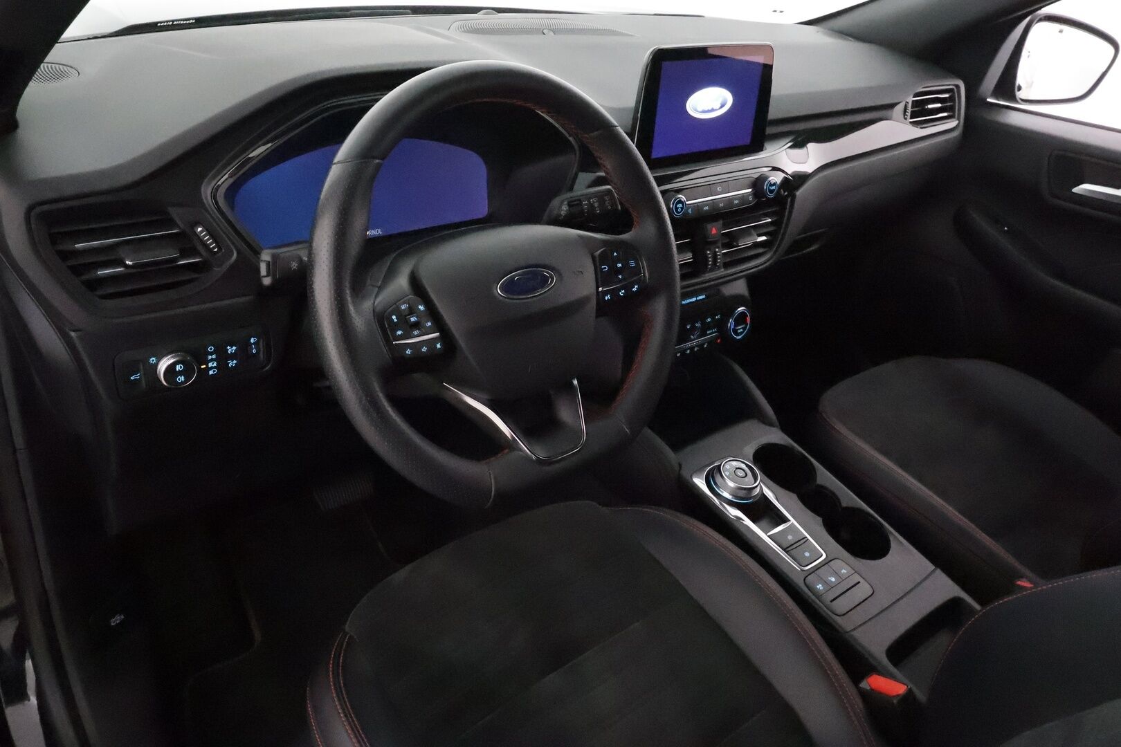 Ford Kuga 2022 2,5 Hybrid (HEV) 190hv CVT AWD ST-Line X **Koukku / Adapt.Vakkari / LED / P.kamera / Bang&Olufsen / Navi / Keyless** - 1-om Suomi-auto / Kahdet Renkaat