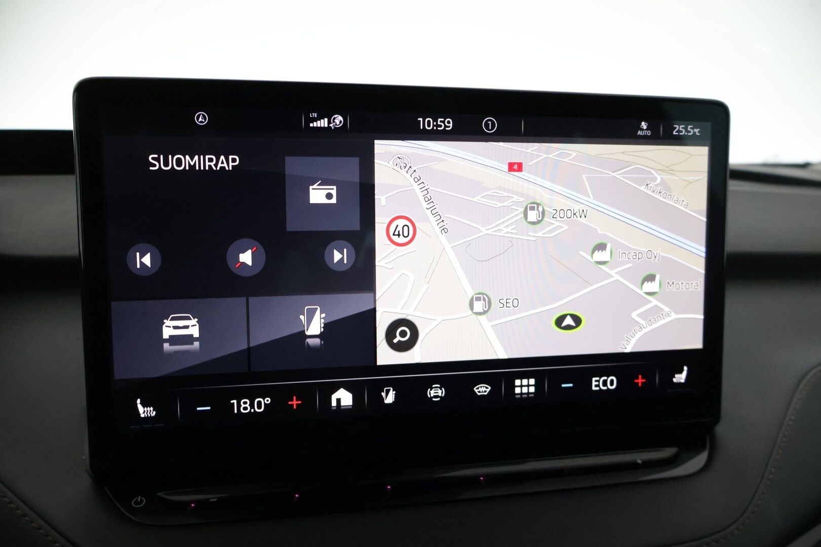 Skoda Enyaq 2022 80x 4x4 iV / ACC / HUD/ BLIS / Kuskin penkki muistilla - * Akun SoH arvo huikeat 90%! Todella hyvin varusteltu ja hyvin pidetty yksilö edukkaasti! *