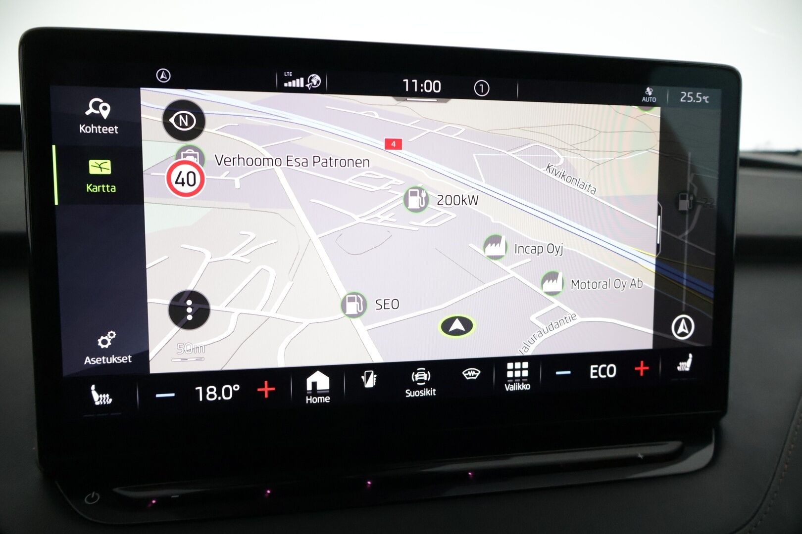 Skoda Enyaq 2022 80x 4x4 iV - Akun SoH arvo 90%! Todella hyvin varusteltu ja hyvin pidetty yksilö edukkaasti! Matrix LED, Lisälämmitin & Kaistallapito-avustin - HULLUT JOULUT KORKOTARJOUS 2,49% 