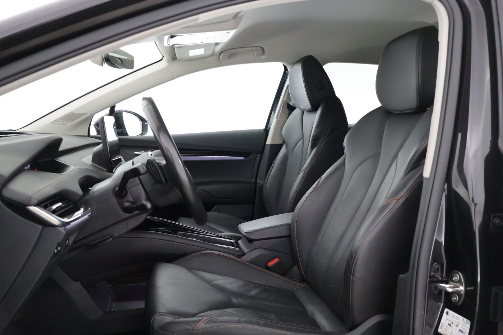 Skoda Enyaq 2022 80x 4x4 iV / ACC / HUD/ BLIS / Kuskin penkki muistilla - * Akun SoH arvo huikeat 90%! Todella hyvin varusteltu ja hyvin pidetty yksilö edukkaasti! *
