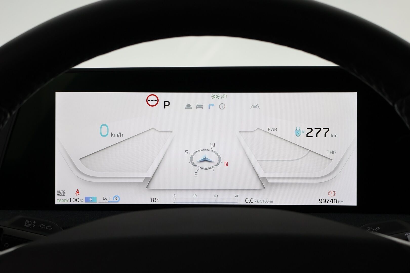 Kia EV6 2022 AWD 77 kWh 325 hv - 3,99 % KORKOTARJOUS TÄHÄN AUTOON - 1-Om Suomiauto / Adapt.Vakkari / Vetokoukku / Lämpöpumppu / Digimittaristo / Peruutuskamera / Navi / Ratinlämmitys / Merkkihuollettu / Upea Yksilö!