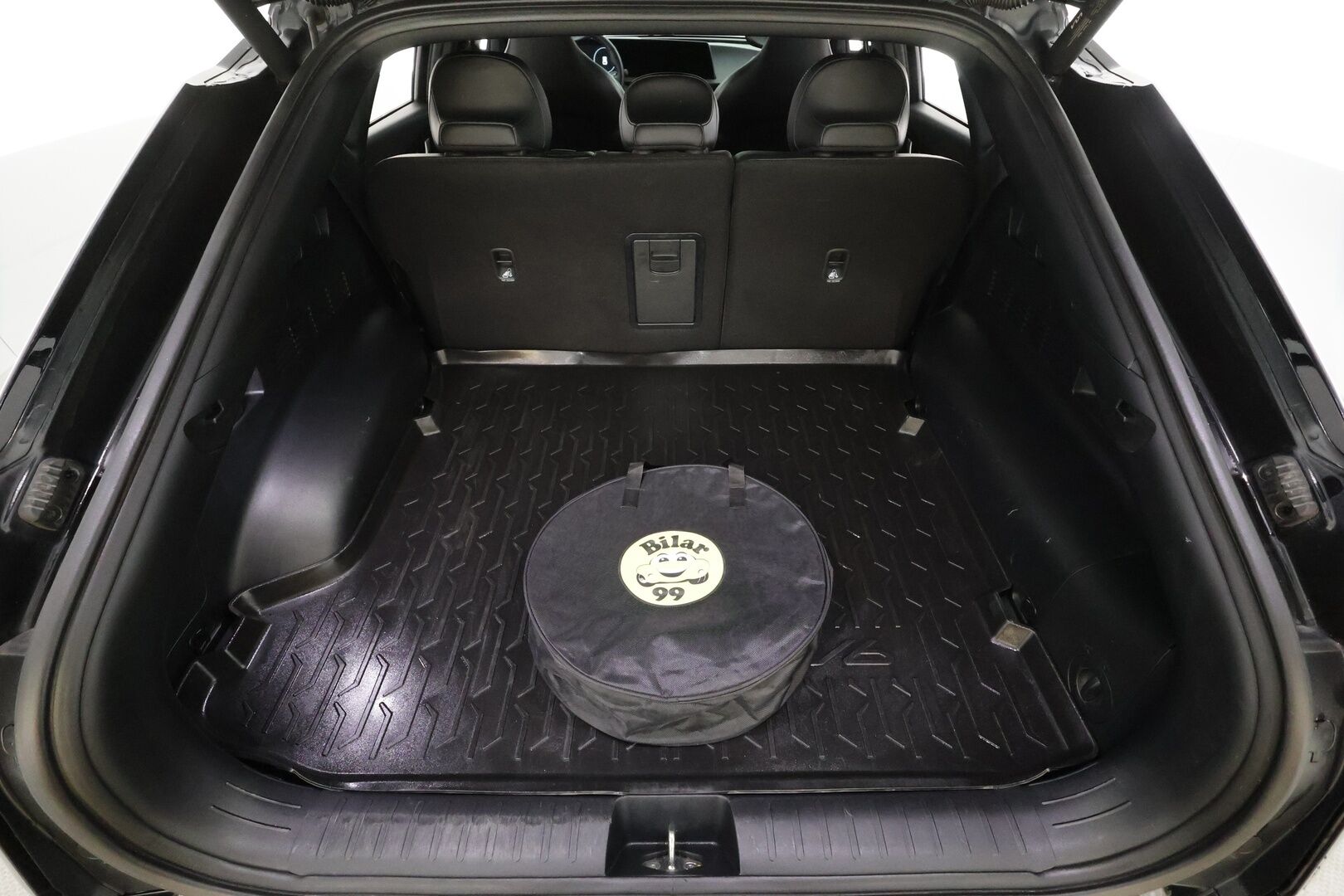 Kia EV6 2022 GT-Line AWD 77 kWh 325 hv * ACC / ILP / P.kamera / LED / Navi / Muistipenkki / Koukku / Ilmastoidut penkit / KeylessGo * - Suomi-auto / Kahdet renkaat aluvanteilla / Merkkihuollettu - HULLUT JOULUT KORKOTARJOUS 2,49% 