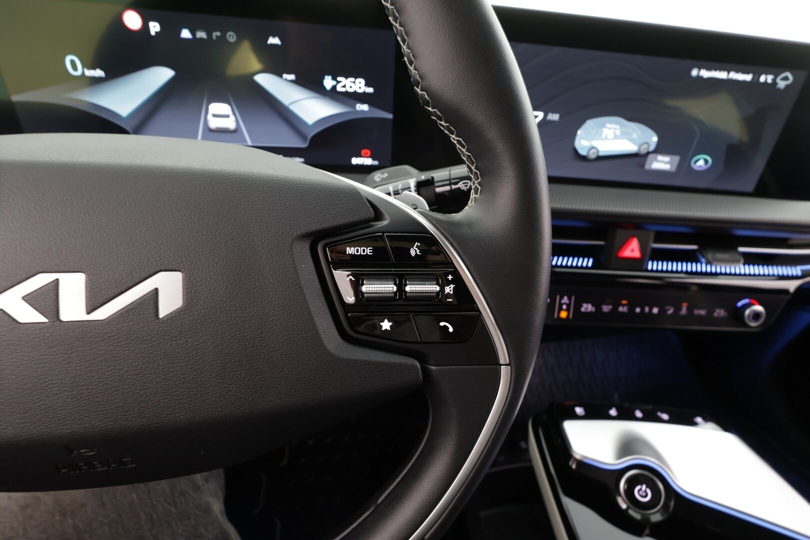 Kia EV6 2022 GT-Line AWD 77 kWh 325 hv * ACC / ILP / P.kamera / LED / Navi / Muistipenkki / Koukku / Ilmastoidut penkit / KeylessGo * - Suomi-auto / Kahdet renkaat aluvanteilla / Merkkihuollettu - HULLUT JOULUT KORKOTARJOUS 2,49% 