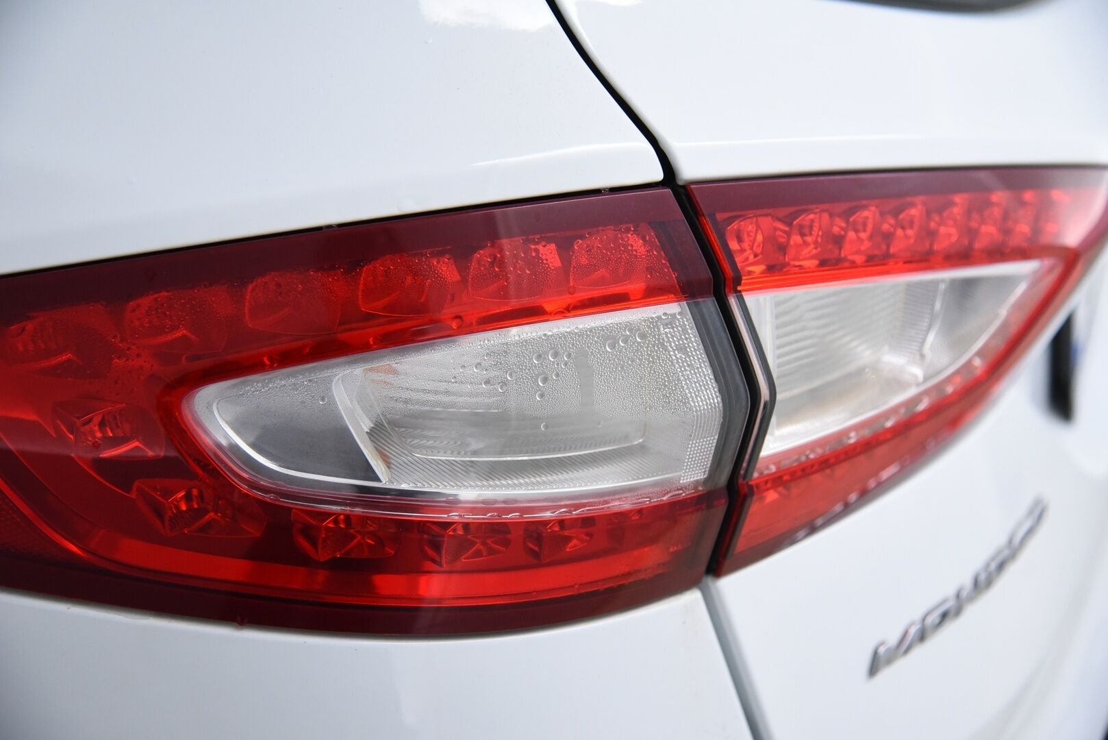 Ford Mondeo 2017 2,0 TDCi 180hv PowerShift AWD ST-Line Wagon / Webasto / Koukku / Vakkari / YritysOutlet - Myydään vain yrityksille - Lue kuvateksti! / YritysOutlet - Myydään vain yrityksille