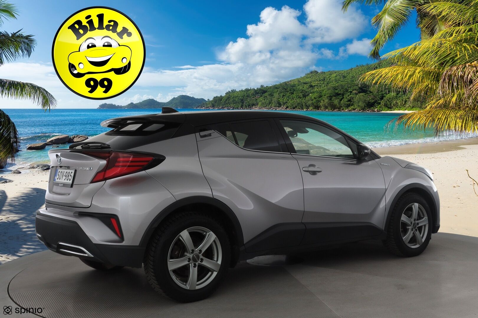 Toyota C-HR 2020 2,0 Hybrid Executive * ACC / JBL / P.kamera / LED / Navi / KeylessGo / Puolinahat * - Kahdet renkaat aluvanteilla