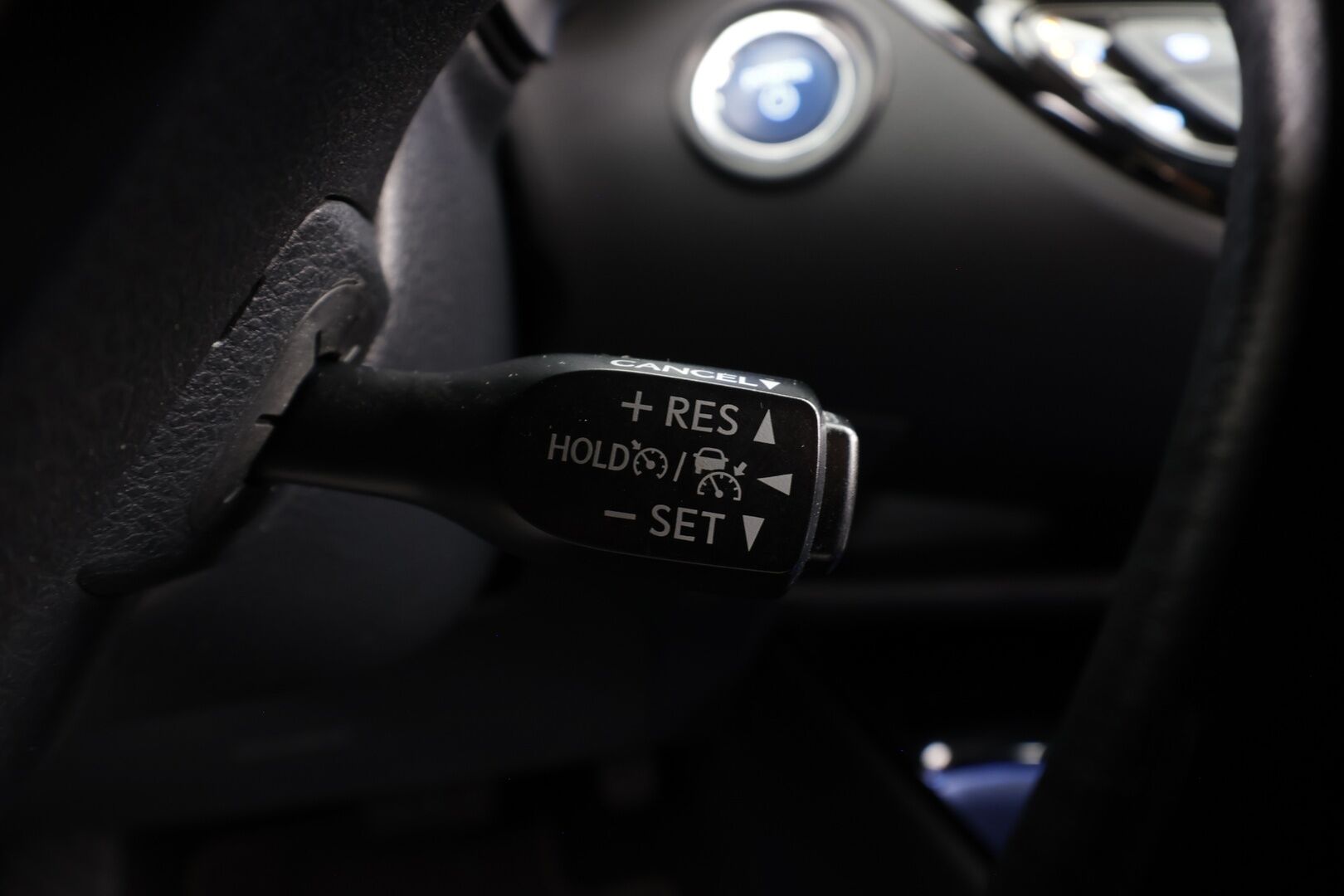 Toyota C-HR 2020 2,0 Hybrid Premium* ACC / JBL / Kamera / LED / Navi / KeylessGo / Puolinahat* - KATSO HINTA JA VARUSTEET! / Kahdet renkaat alumiinivanteilla / Viimeisin huolto 78tkm / Isommalla koneella!