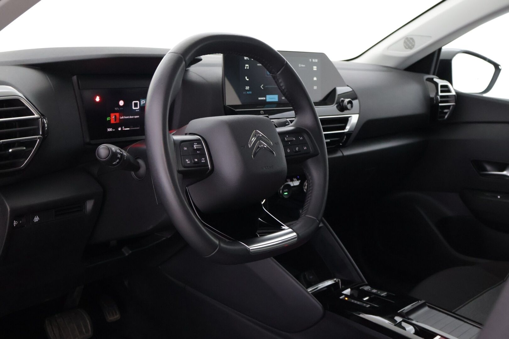 Citroen C4 2022 PureTech 130 Feel EAT8 Automaatti * Suomiauto / Kaistavahti / LED / P-tutka / Vakkari * - Juuri huollettu! / Pieni kulutus / Talveksi uudenveroiset Hakka10 nastat!