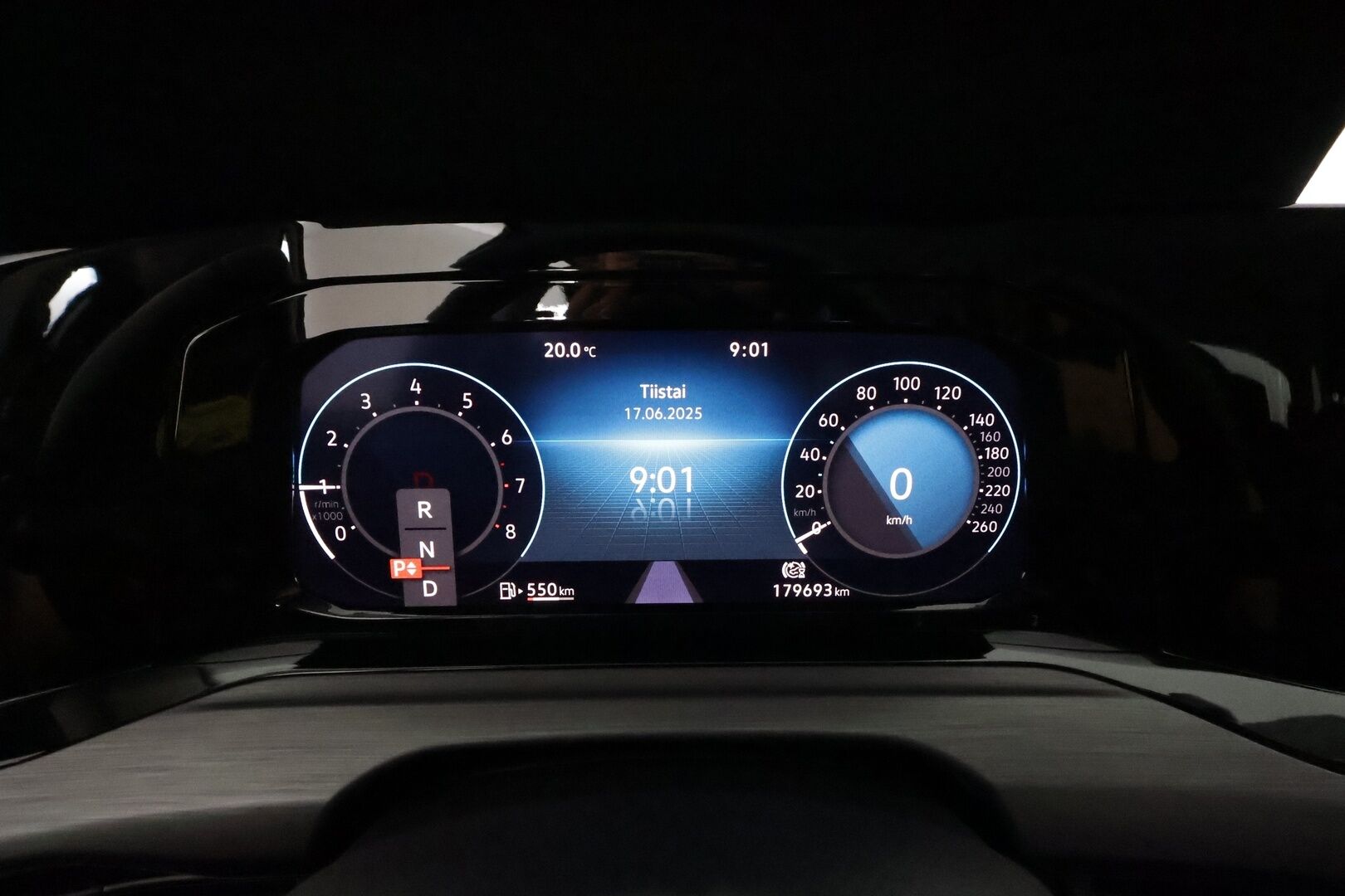 Volkswagen Golf 2022 Variant Style Business 1,5 eTSI 96 kW (MHEV) *Muistipenkki / Webasto / ACC / Digimittaristo / KeylessGo / Kamera* - 1.om Suom-auto / Merkkihuollettu / Kahdet renkaat aluvanteilla / Viimeisin huolto 2/25