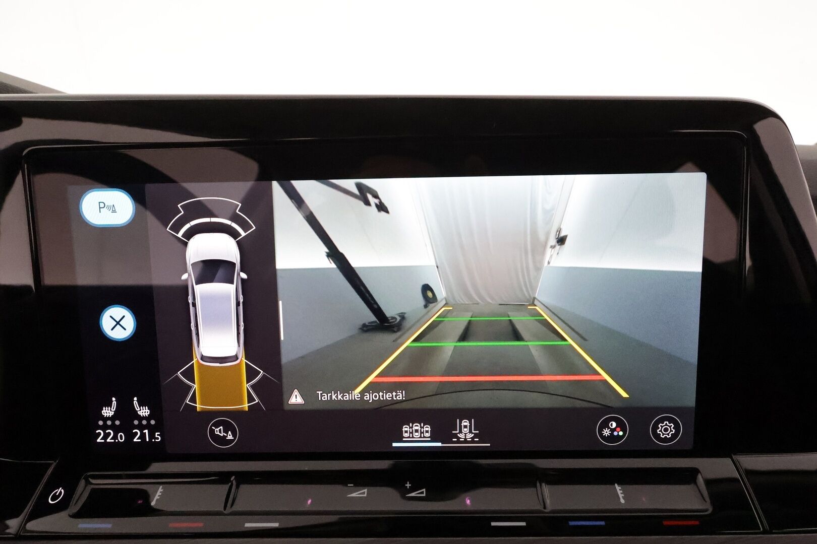 Volkswagen Golf 2022 Variant Style Business 1,5 eTSI 96 kW (MHEV) *Muistipenkki / Webasto / ACC / Digimittaristo / KeylessGo / Kamera* - Suomi-auto / Merkkihuollettu / Kahdet renkaat aluvanteilla / Viimeisin huolto 4/26 * - HULLUT AVAJAISHULINAT KORKOTARJOUS 3,29 %