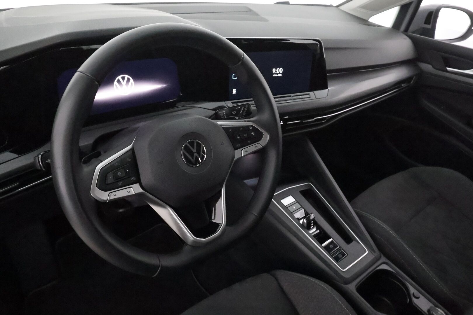 Volkswagen Golf 2022 Variant Style Business 1,5 eTSI 96 kW (MHEV) - | Jakopää tehty 4/26 | Webasto | ACC | Digimittaristo | KeylessGo | Kamera |