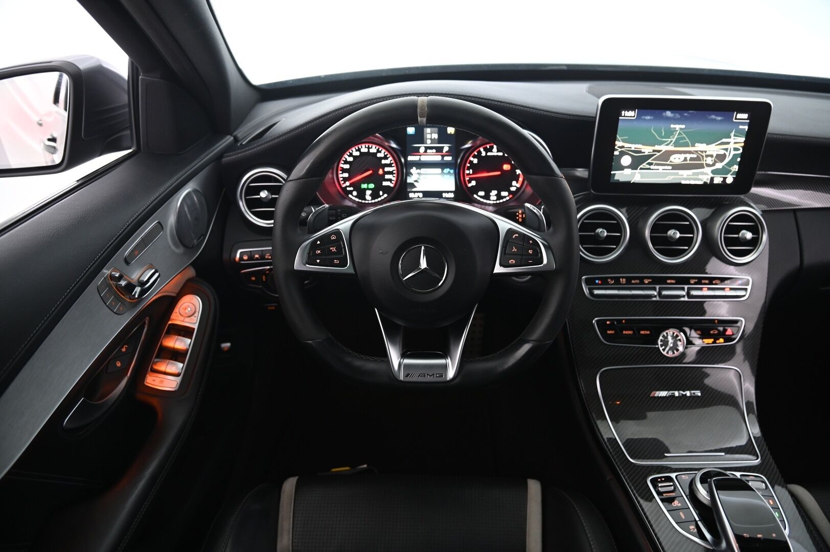 MERCEDES-BENZ C 63 AMG 2016 4,0, Mercedes-AMG C 63 S - DTR+Q | Performance Penkit | Panorama | Burmester | HUD | BLISS | Navi | Performance Ratti | KeyLess | Muistit | 360 | IHC+ | Ambient | 2x renkaat&aluvantein