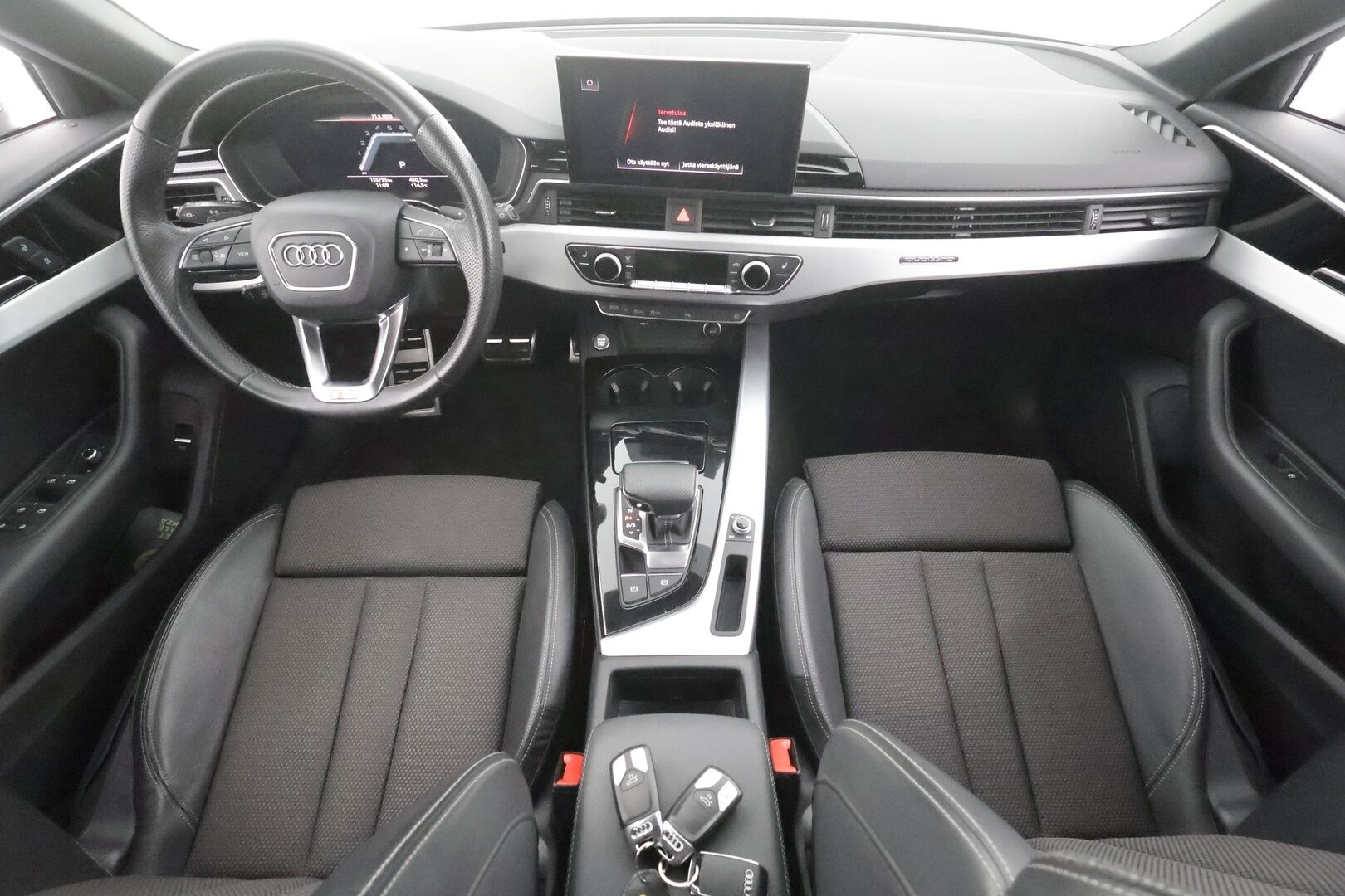 Audi A4 2022 Avant Business 40 TFSI 150 kW MHEV quattro S tronic - | ACC | Matrix | Koukku | Webasto | Digimittaristo | Facelift | S-line sisä | Puolinahat | P.kamera | 