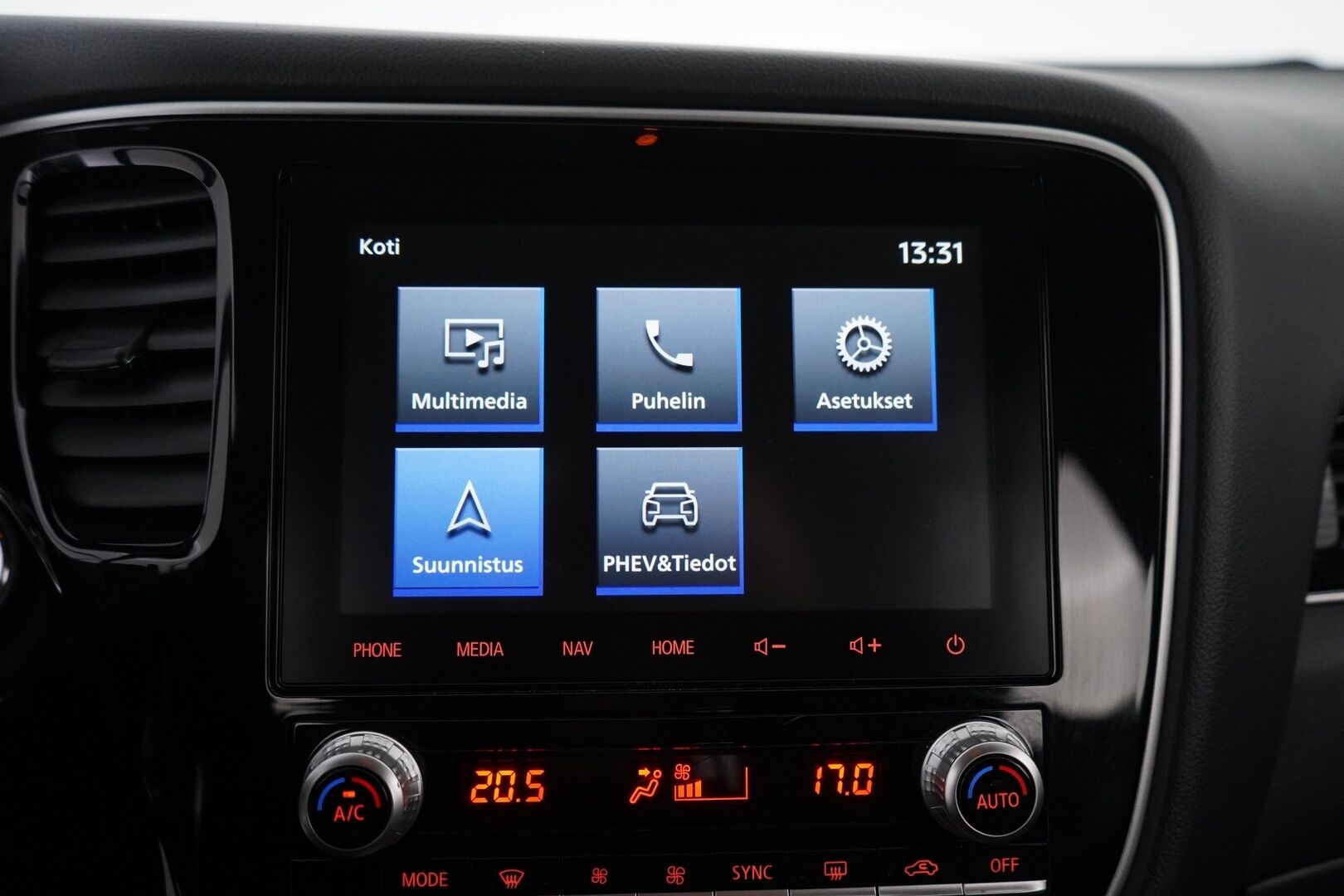 Mitsubishi OUTLANDER PHEV 2020 2.4 Instyle Navi 4WD - Timanttinahat | Remote Control | 360-Kamera | Koukku | Sähkökontti | Juuri huollettu