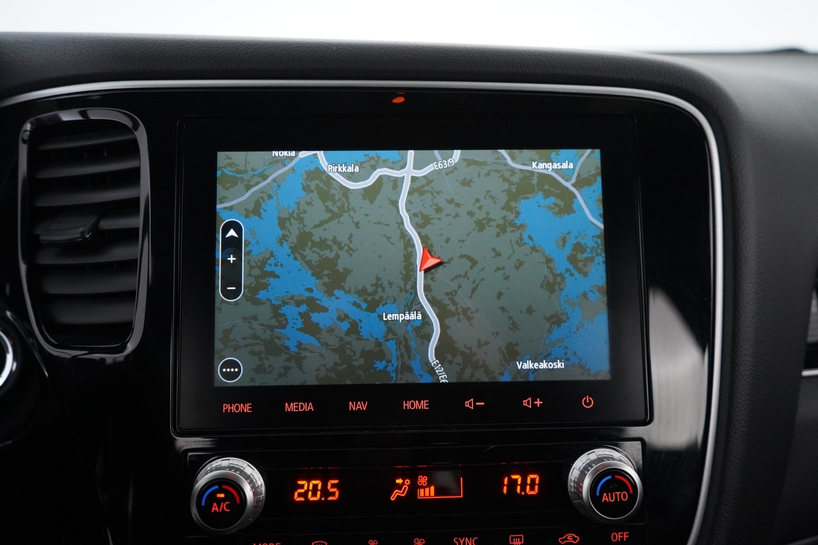 Mitsubishi OUTLANDER PHEV 2020 2.4 Instyle Navi 4WD - SOH 75% | Timanttinahat | Remote Control | 360-Kamera | Koukku | Sähkökontti | Juuri huollettu - KORKO VAIN 3,99 %