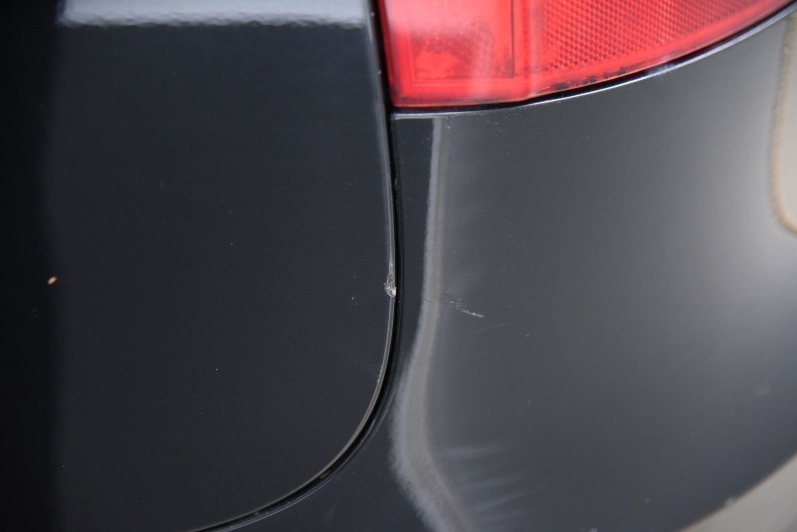 Audi A5 2010 Sportback Business 2,0 TFSI 155 kW quattro S tronic-autom. / YritysOutlet - Myydään vain yrityksille / - / Vakkari / Suomi-auto / Nahat / Sporttipenkit / Kunnon torseni! / Huoltokirja / Lohko+sisäp. / Bi-Xenon /