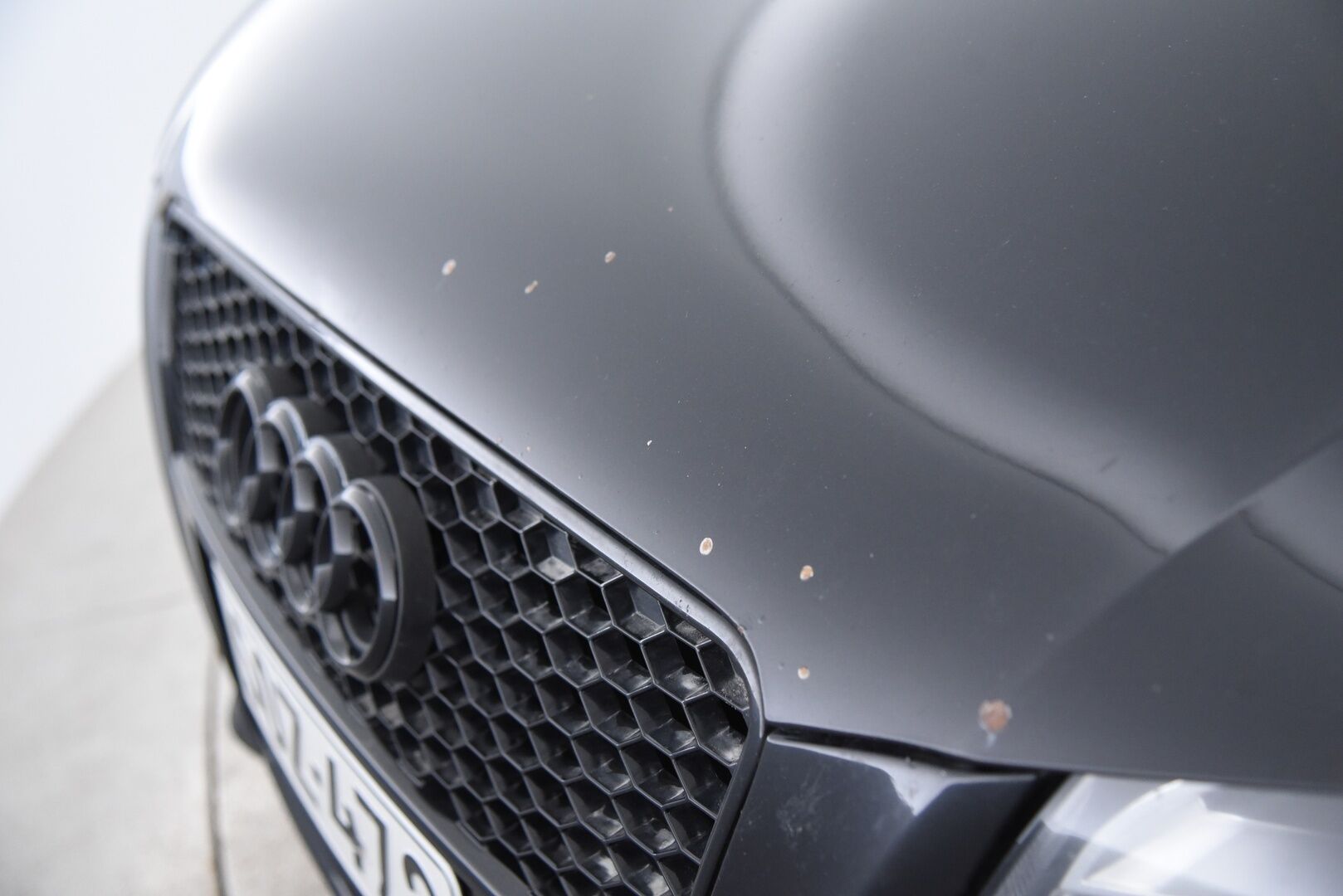 Audi A5 2010 Sportback Business 2,0 TFSI 155 kW quattro S tronic-autom. / YritysOutlet - Myydään vain yrityksille / - / Vakkari / Suomi-auto / Nahat / Sporttipenkit / Kunnon torseni! / Huoltokirja / Lohko+sisäp. / Bi-Xenon /