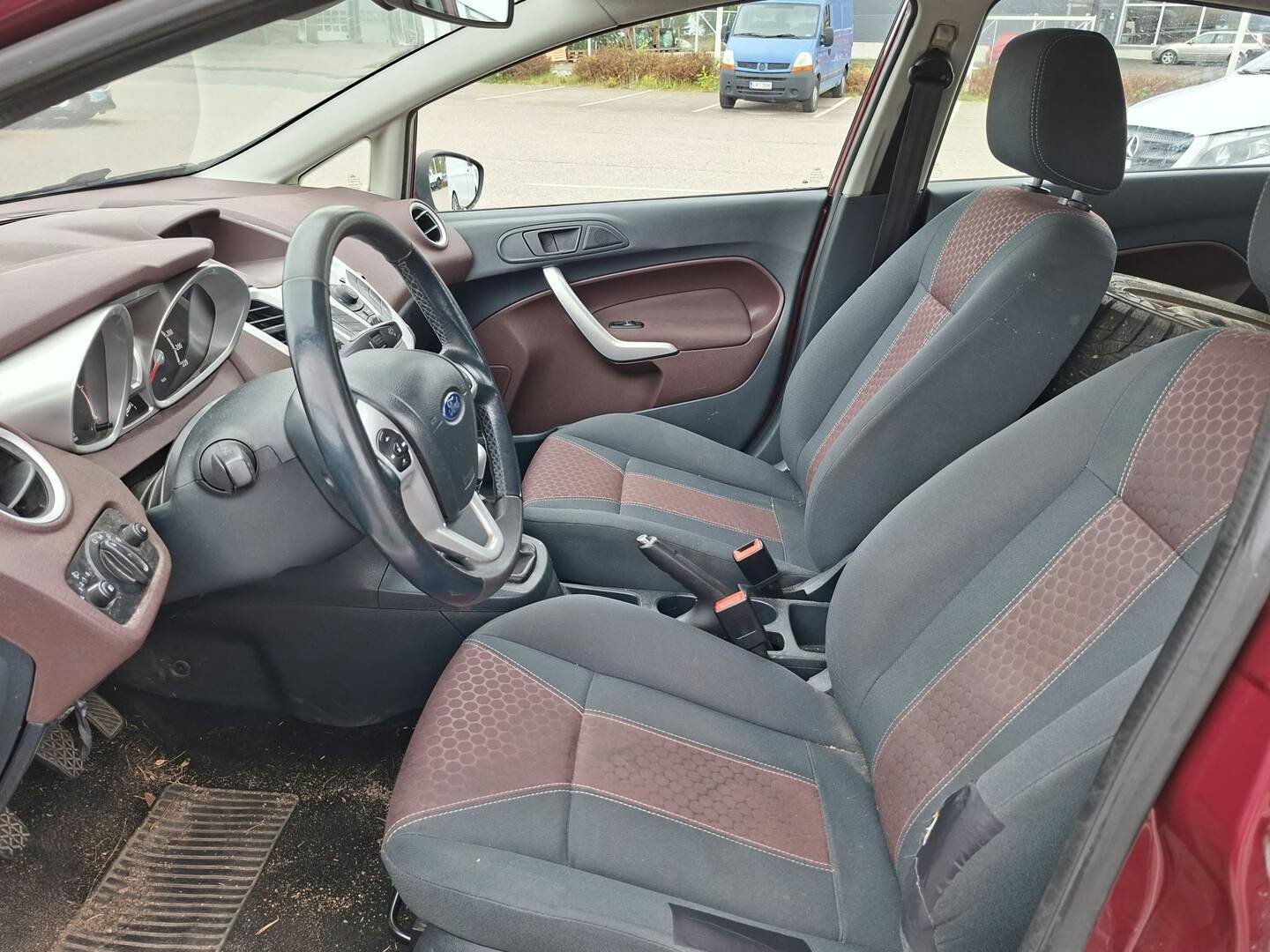 Ford Fiesta 2010, kuva 3/3