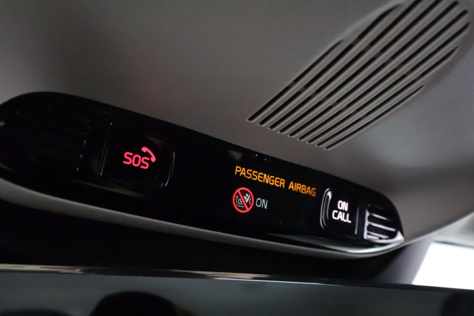 Volvo XC40 2021 T5 TwE Business Inscription Expression aut **Adapt.vakkari / Webasto / Full LED / P.kamera / H&K / Digimittaristo** - 1.Om Suomi-auto / Kahdet renkaat aluvanteilla / Penkinlämmittimet takana / Ratinlämmitin / Sähköluukku