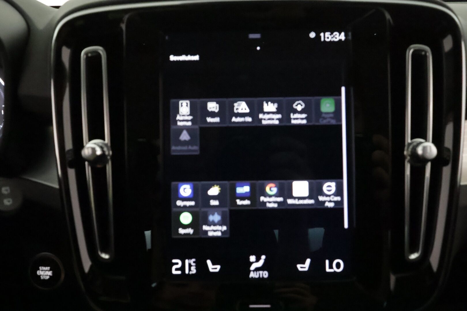 Volvo XC40 2021 T5 TwE Business Inscription Expression aut **Adapt.vakkari / Webasto / Full LED / P.kamera / H&K / Digimittaristo** - 1.Om Suomi-auto / Kahdet renkaat aluvanteilla / Penkinlämmittimet takana / Ratinlämmitin / Sähköluukku