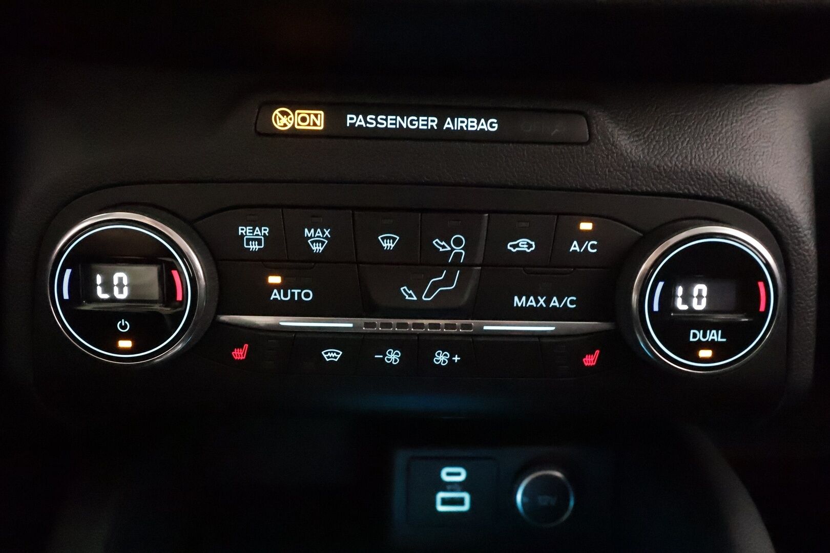 Ford Kuga 2021 2,5 Ladattava hybridi (PHEV) 225hv CVT FWD Titanium 5-ovinen - | Koukku | ACC | P.kamera | Kaistavahti | Katveavustin | Navi | Keyless | 1-om Suomi-auto | Kahdet renkaat | Merkkihuollot | 