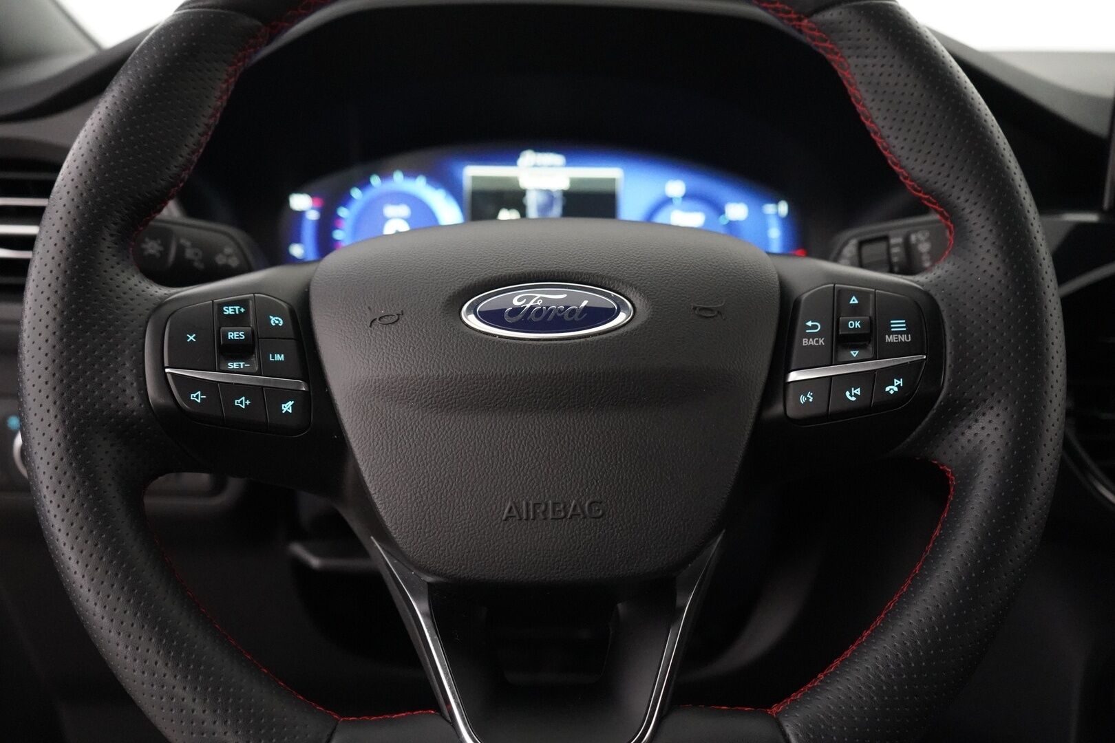 Ford Kuga 2021 2,5 (PHEV) 225hv CVT FWD ST-Line X *B&O / Navi / Tutkat / Koukku / Ratinlämmitin* - Suomi-auto / Kahdet alumiinivanteet / Merkkihuollettu