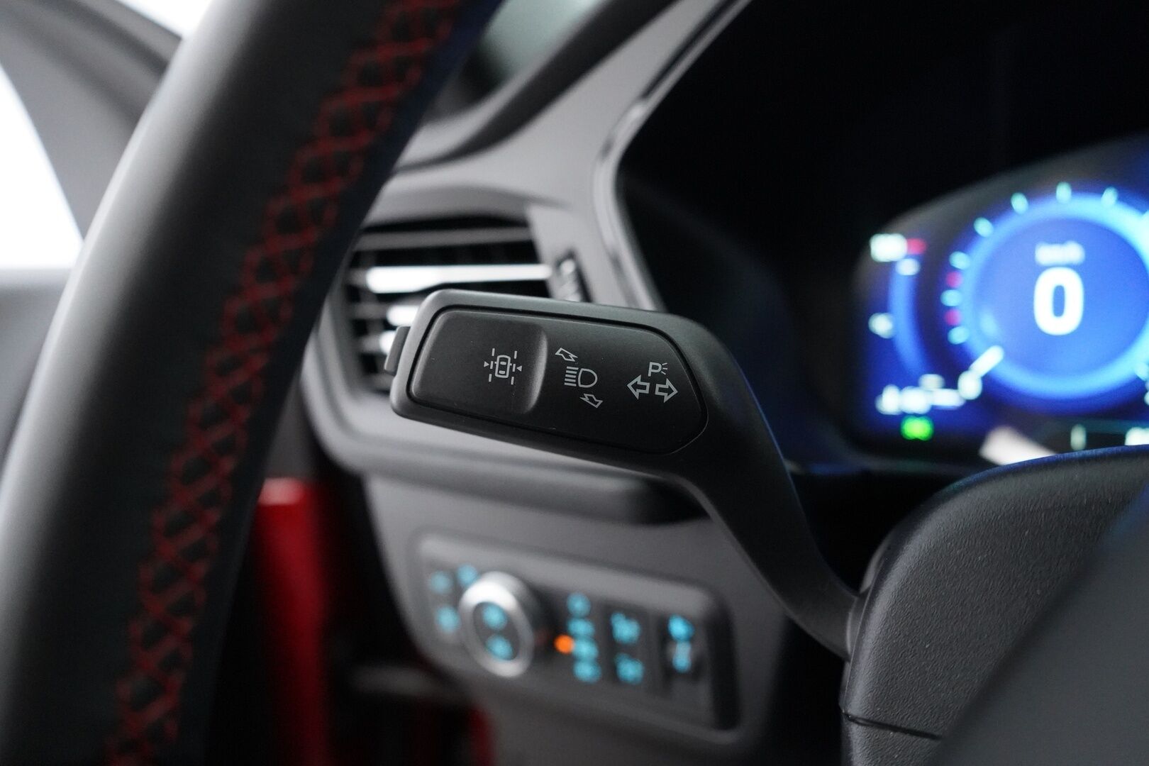 Ford Kuga 2021 2,5 (PHEV) 225hv CVT FWD ST-Line X *B&O / Navi / Tutkat / Koukku / Ratinlämmitin* - Suomi-auto / Kahdet alumiinivanteet / Merkkihuollettu