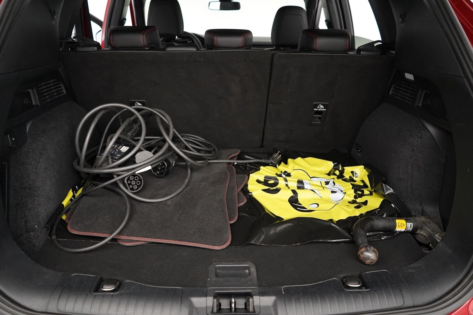 Ford Kuga 2021 2,5 (PHEV) 225hv CVT FWD ST-Line X * B&O / Navi / Tutkat / Ratinlämmitin / Koukku * - Suomi-auto / Kahdet alumiinivanteet / Merkkihuollettu / Seuraava katsastus 08/2027 - HULLUT AVAJAISHULINAT KORKOTARJOUS 3,29 %