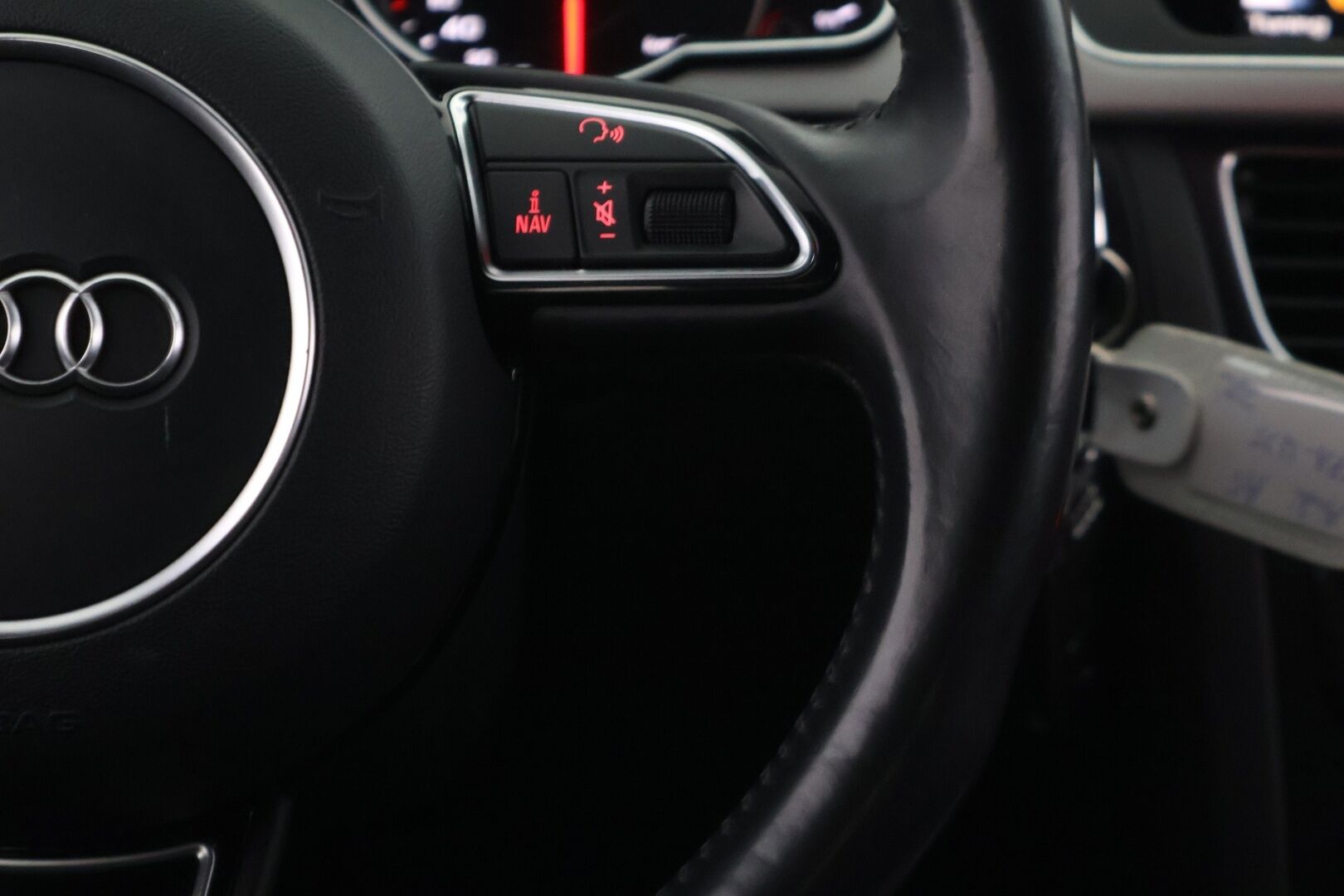 Audi A5 2014 Sportback Business 2,0 TDI DPF 130 kW quattro S tronic * Vakionopeudensäädin / P-tutkat / Koukku / Lohkolämmitin * - S-Line ulko paketilla / 2x Renkaat ja vanteet - HULLUT AVAJAISHULINAT KORKOTARJOUS 3,29 %