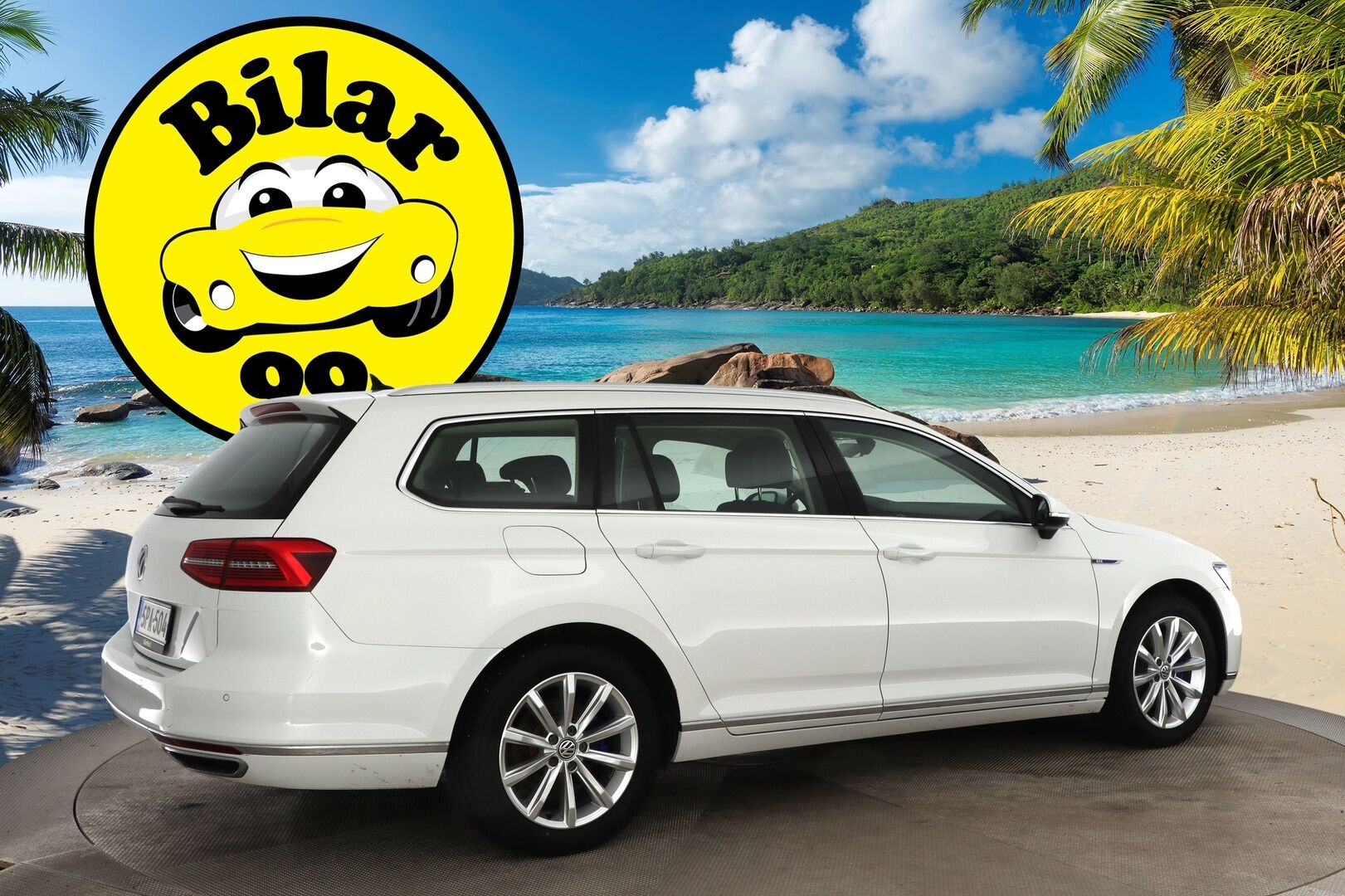 Volkswagen Passat 2017 Variant GTE Plug-In Hybrid 160 kW (218 hv) DSG-aut *ACC / Koukku / P.kamera / Nahka-alcantara * - Adaptiivinen vakionopeudensäädin / Peruutuskamera / Carplay / Vetokoukku / Automaattinen ilmastointi