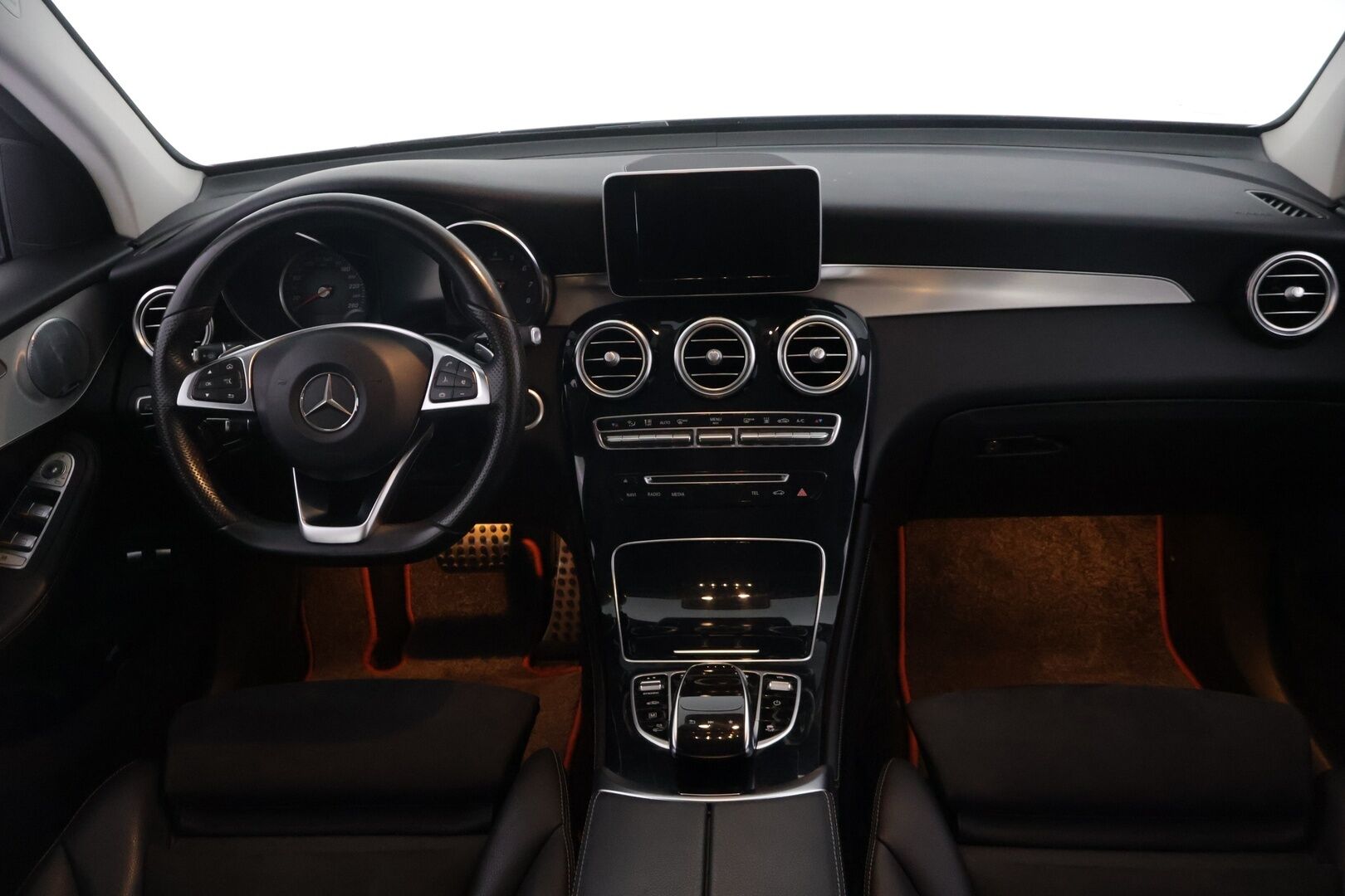 Mercedes-Benz GLC 2018 350 e 4Matic A Premium Business AMG - Myynnissä huutokaupat.com sivustolla!