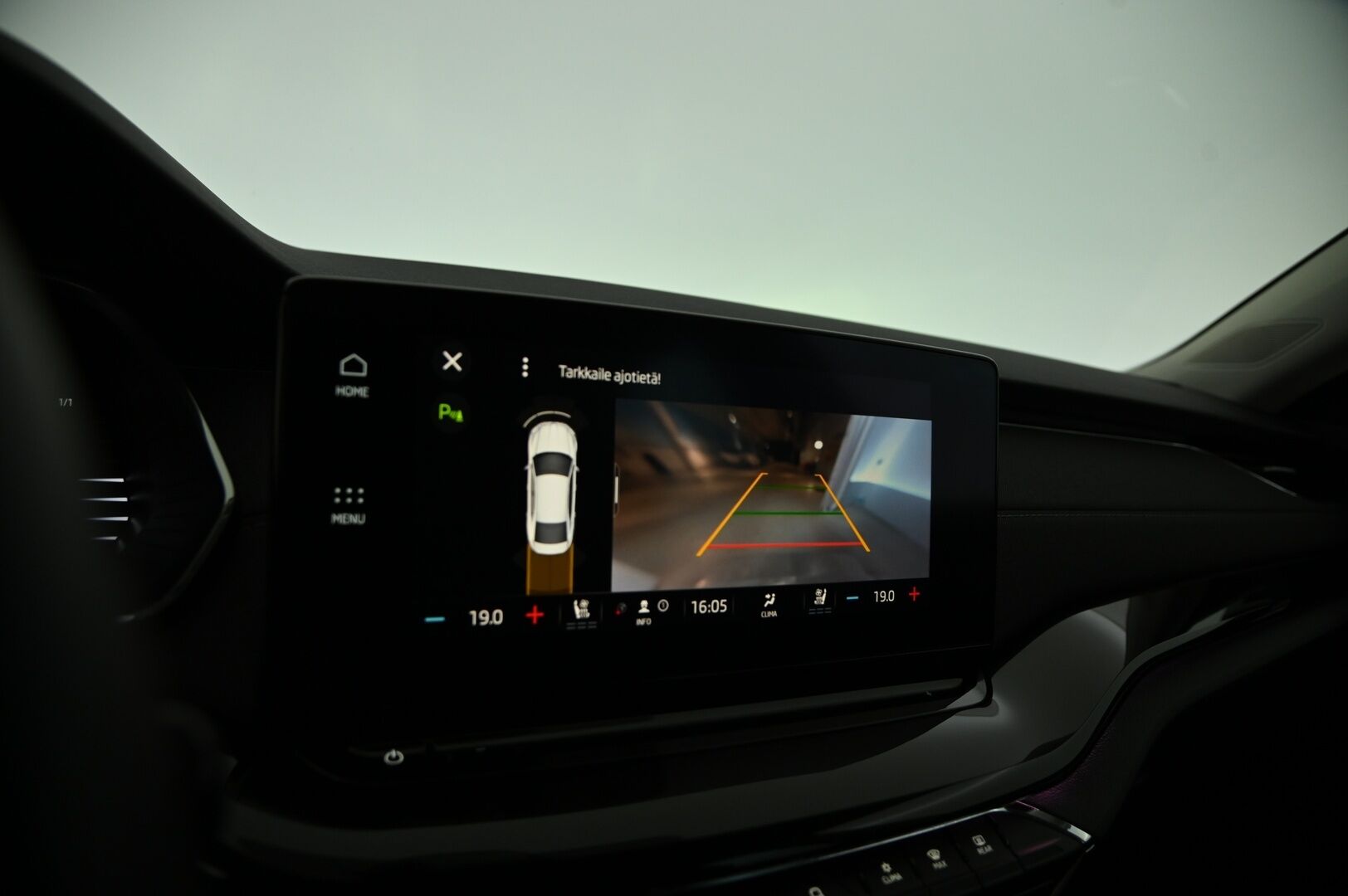 Skoda Octavia 2021 2,0 TDI 150 Style Launch Edition DSG **ACC / Webasto / Ilmastoidut & Hierovat nahat / Canton / Matrix-LED / Koukku / P.Kamera** - HUIPPUVARUSTEET