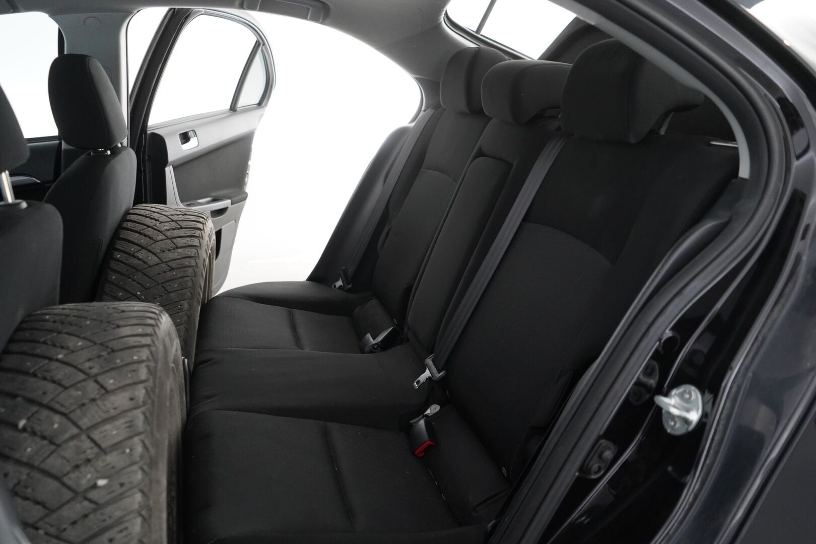 Mitsubishi Lancer 2012 LANCER Viistoperä (AB) 4ov 1798cm3 * MYYDÄÄN HUUTOKAUPAT.COM*