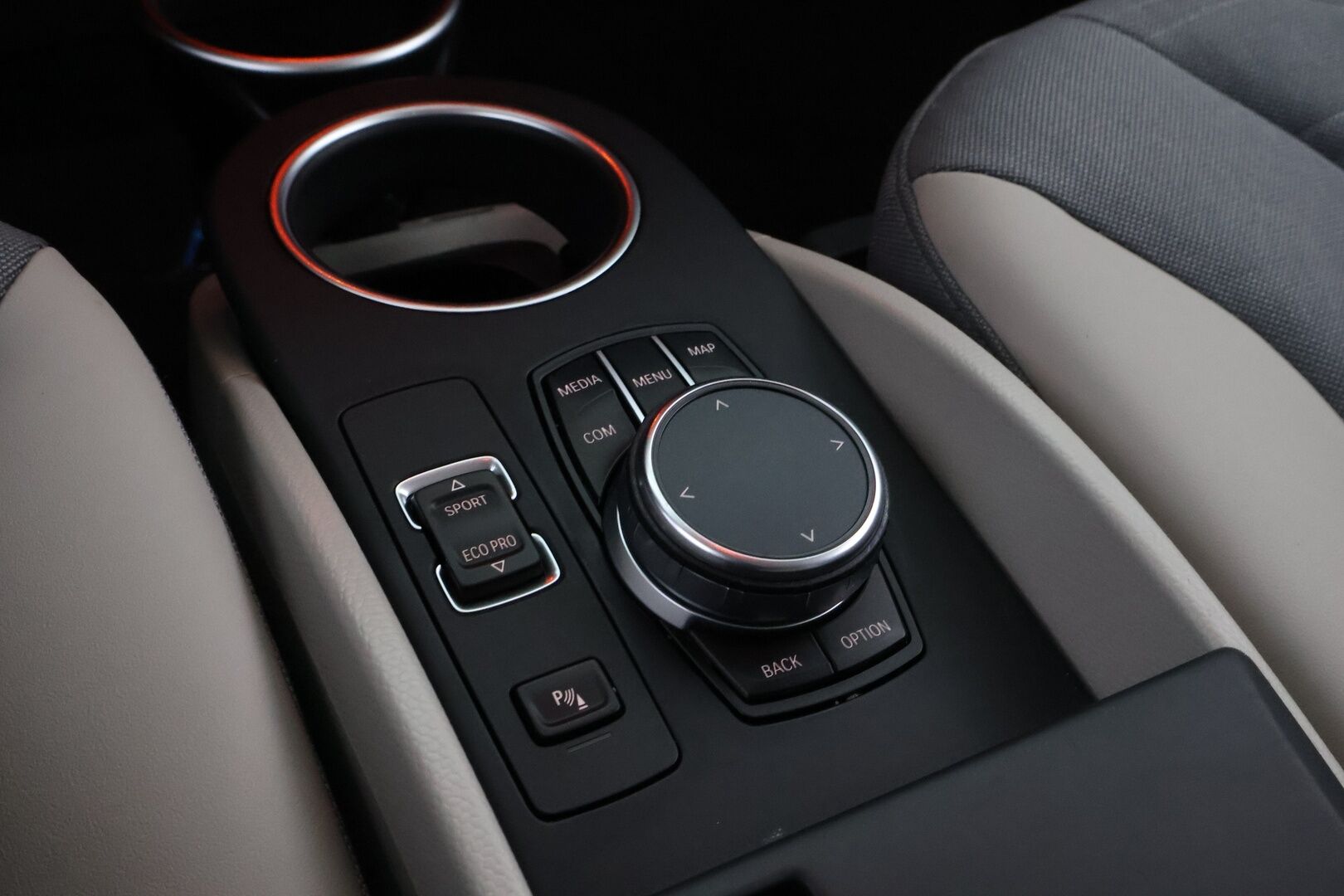 BMW i3s 2018 94 REX * Lämpöpumppu / Adapt.Vakkari / Panorama / Harman&Kardon / Peruutuskamera - HULLUT BLACKWEEK JATKOT - KORKOTARJOUS 2,49%