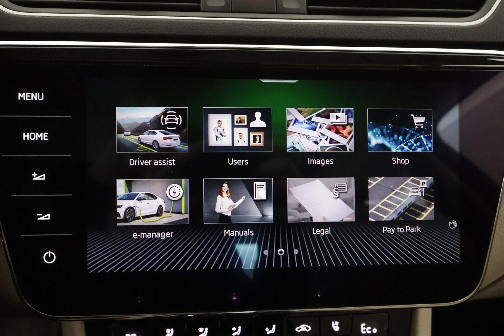 Skoda Superb 2023 1.4 TSI PHEV L&K iV DSG - Webasto | Koukku | ACC | Matrix | Canton | 360 | Ilmastoidut&Hierovat Sporttipenkit | 1Om Suomiauto | Supervarusteet!
