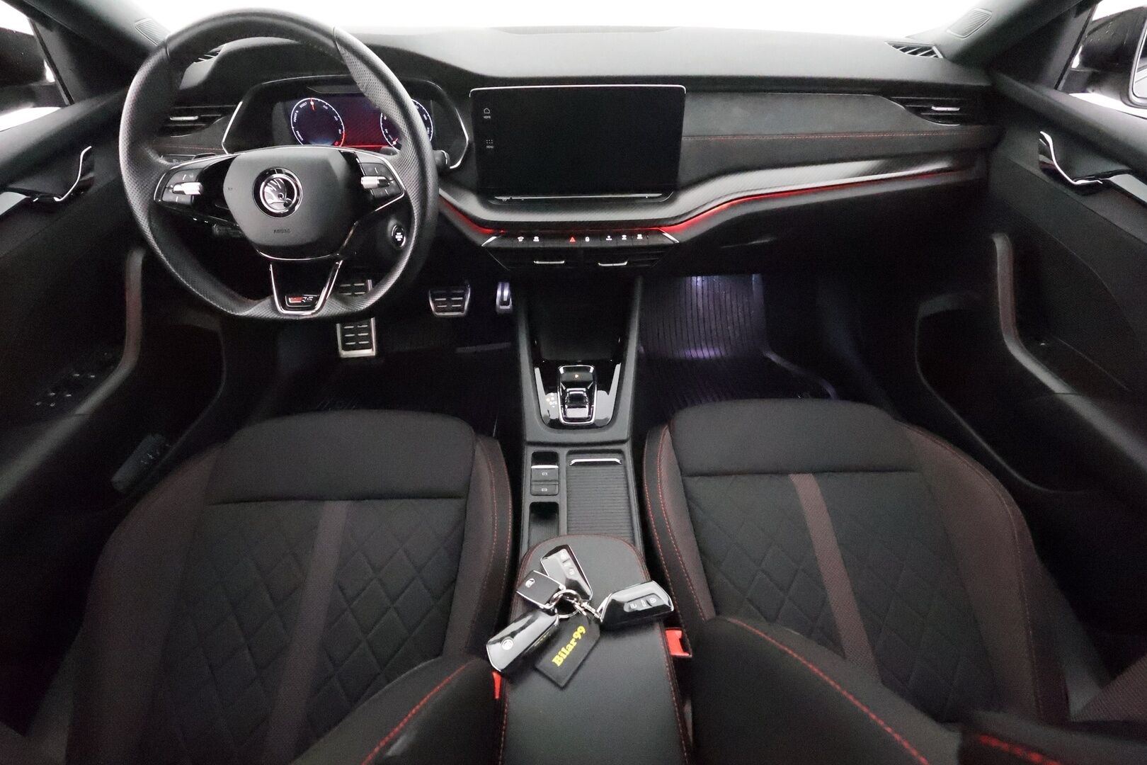 Skoda Octavia 2021 OCTAVIA RS 1.4 TSi PHEV ** Webasto / Adapt.Vakkari / Matrix-LED / P.kamera / Canton / Sporttipenkit Muistilla ** - Kahdet Renkaat / Akku Kuntotarkistettu!