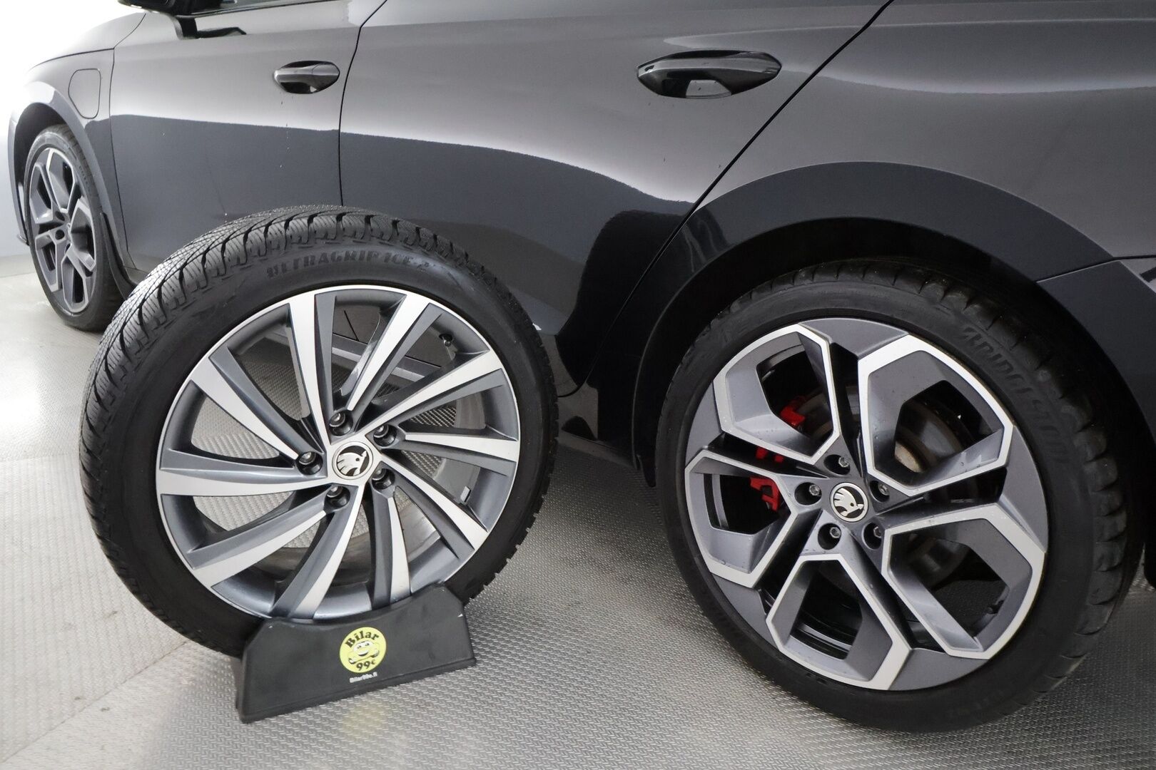 Skoda Octavia 2021 OCTAVIA RS 1.4 TSi PHEV ** Webasto / Adapt.Vakkari / Matrix-LED / P.kamera / Canton / Sporttipenkit Muistilla ** - Kahdet Renkaat / Akku Kuntotarkistettu!