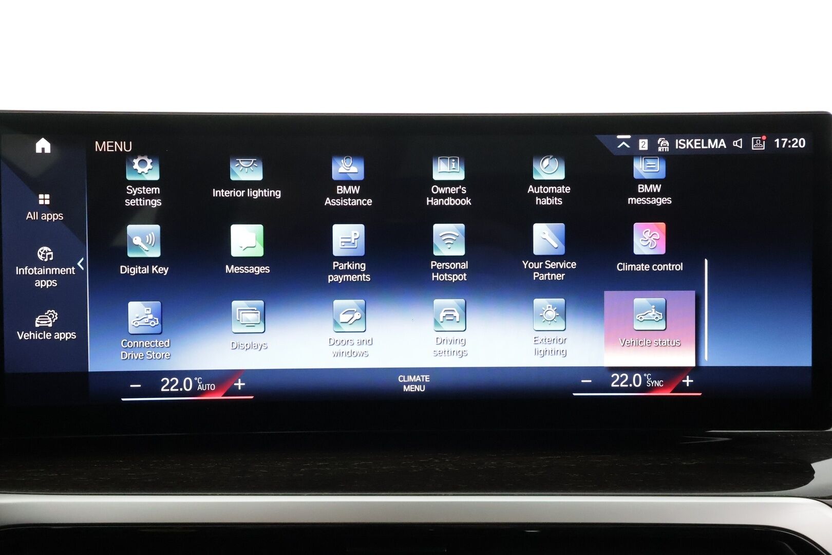 BMW 320 2023 G21 Touring 320d A xDrive Business MHEV * ACC / P.kamera / Panorama / LED / Hifi / Comfort Access / Webasto / Facelift * - Sporttinahat / 1.Om Suomi-auto / Kahdet renkaat aluvanteilla/ Vähä ajettu