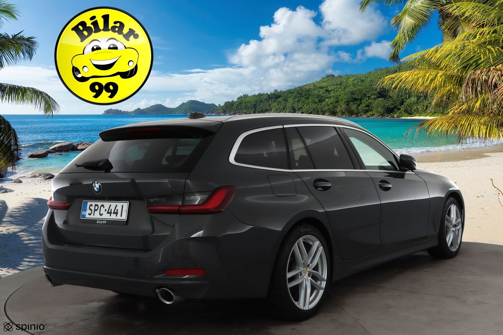 BMW 320 2023 G21 Touring 320d A xDrive Business MHEV * ACC / P.kamera / Panorama / LED / Hifi / Comfort Access / Webasto / Facelift * - Sporttinahat / 1.Om Suomi-auto / Kahdet renkaat aluvanteilla