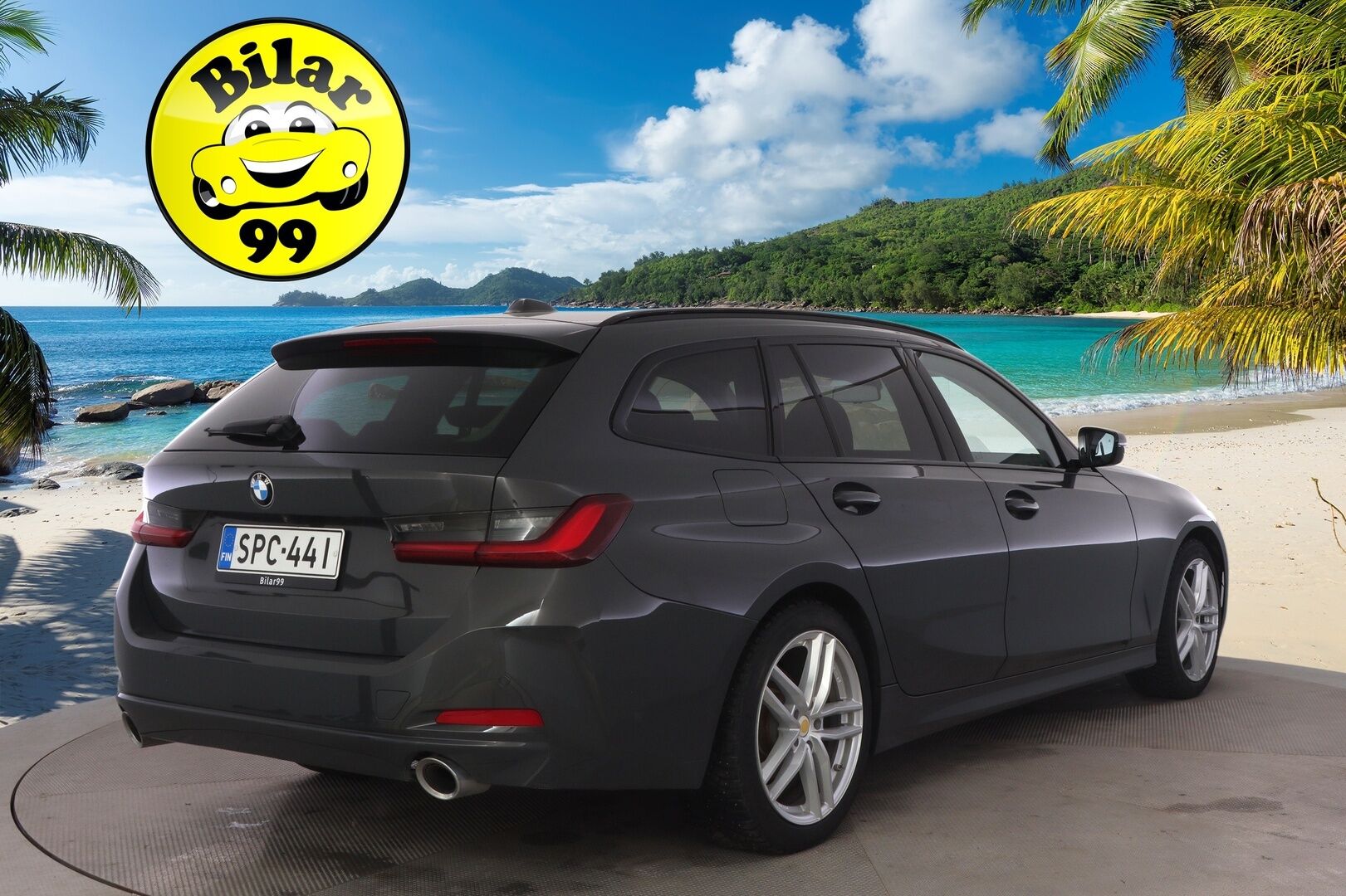 BMW 320 2023 G21 Touring 320d A xDrive Business MHEV * ACC / P.kamera / Panorama / LED / Hifi / Comfort Access / Webasto / Facelift * - Sporttinahat / 1.Om Suomi-auto / Kahdet renkaat aluvanteilla/ Vähä ajettu