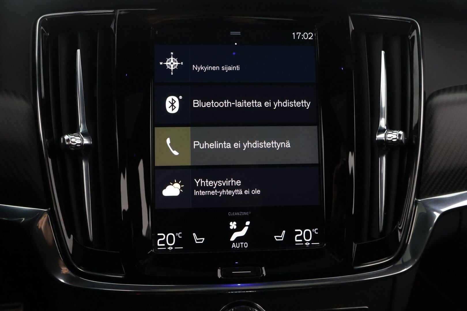 Volvo V90 2020 T8 R-Design / H&K / Panorama / HUD / BLIS / P.kamera / Webasto / Adapt vakkari / Navi / Carplay - Todella kattavat varusteet / Juuri katsastettu / Juuri huollettu ja jakohihna vaihdettu 11/ 2024 / 2X renkaat / Ilmastoidut ja hierovat istuimet /