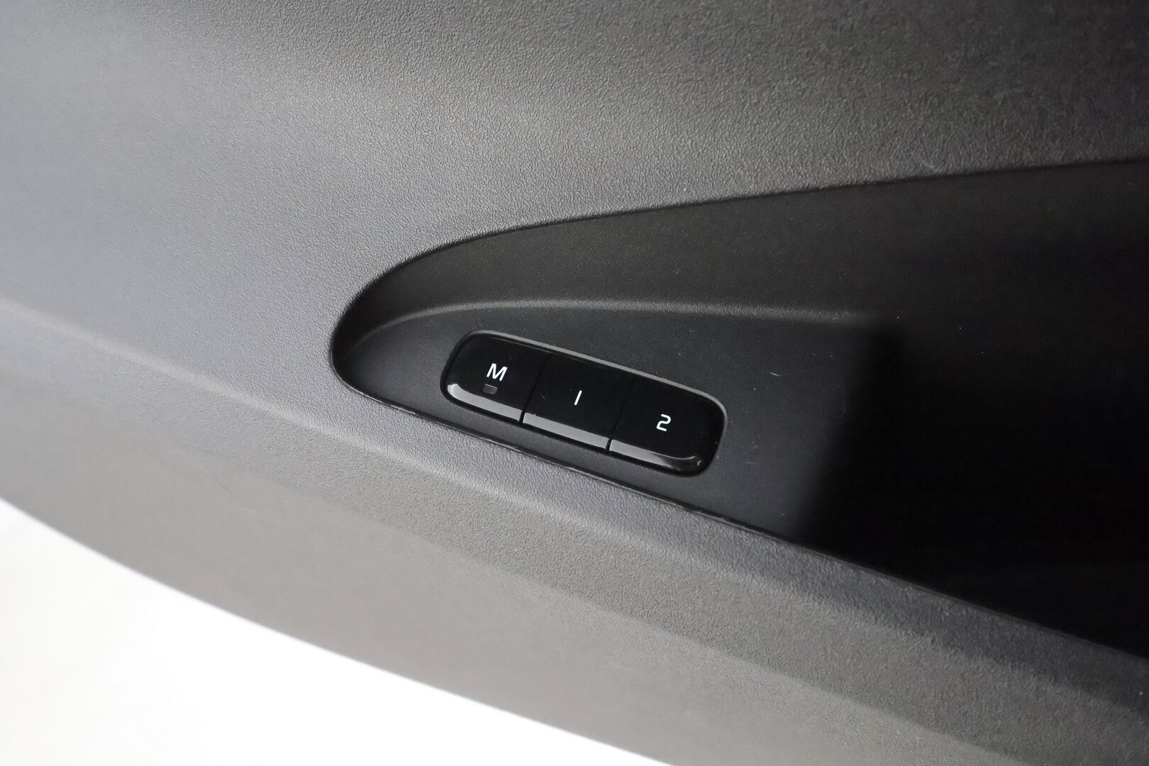 Polestar 2 2021 Launch Edition, 300kW, 78kWh - | Pilot&Plus | ACC | Pixel | Koukku | 360° | Harman/Kardon | Lasikatto | Muistipenkki | Sporttipenkit | Merkkihuollot | 2x polestar alut | 