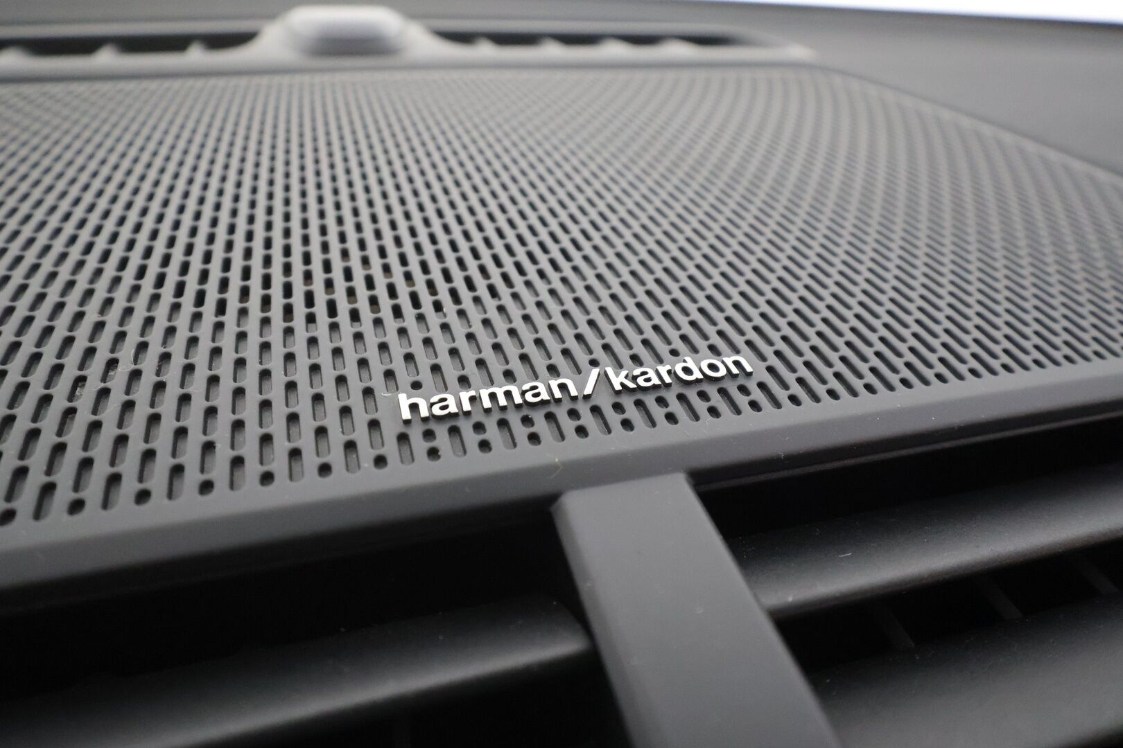 Polestar 2 2021 Launch Edition, 300kW, 78kWh - | Pilot&Plus | ACC | Pixel | Koukku | 360° | Harman/Kardon | Lasikatto | Muistipenkki | Sporttipenkit | Merkkihuollot | 2x polestar alut | 